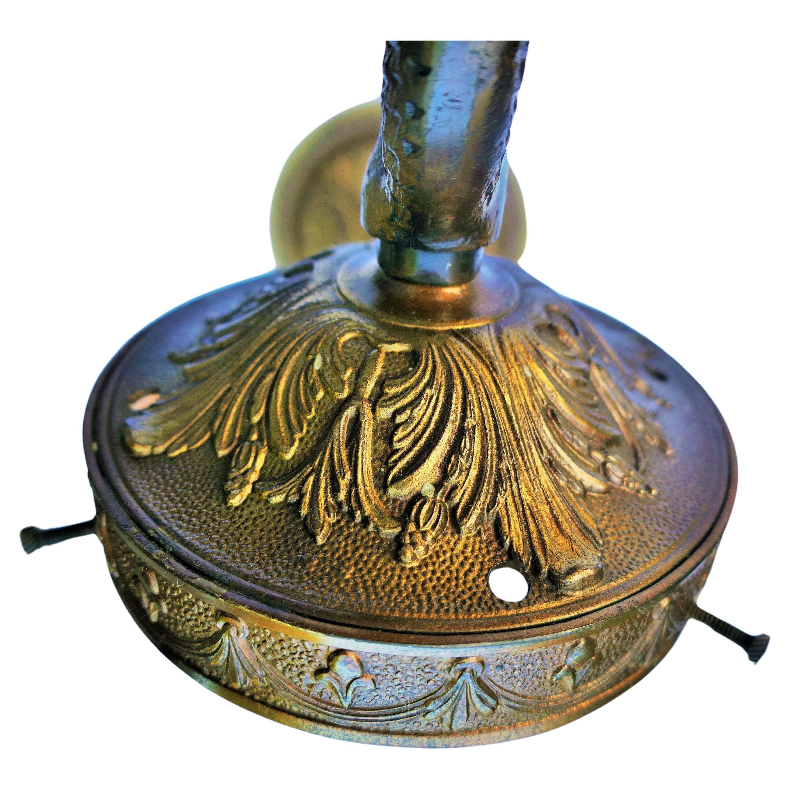 Coppia di applique in stile Neogotico in vendita 7