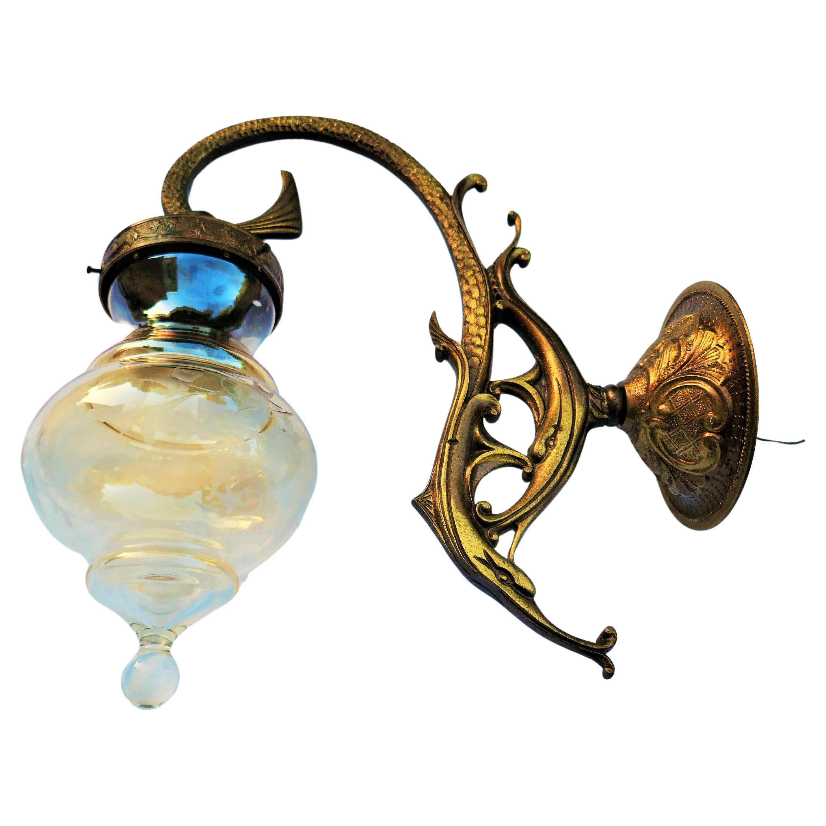 Bronzo Coppia di applique in stile Neogotico in vendita