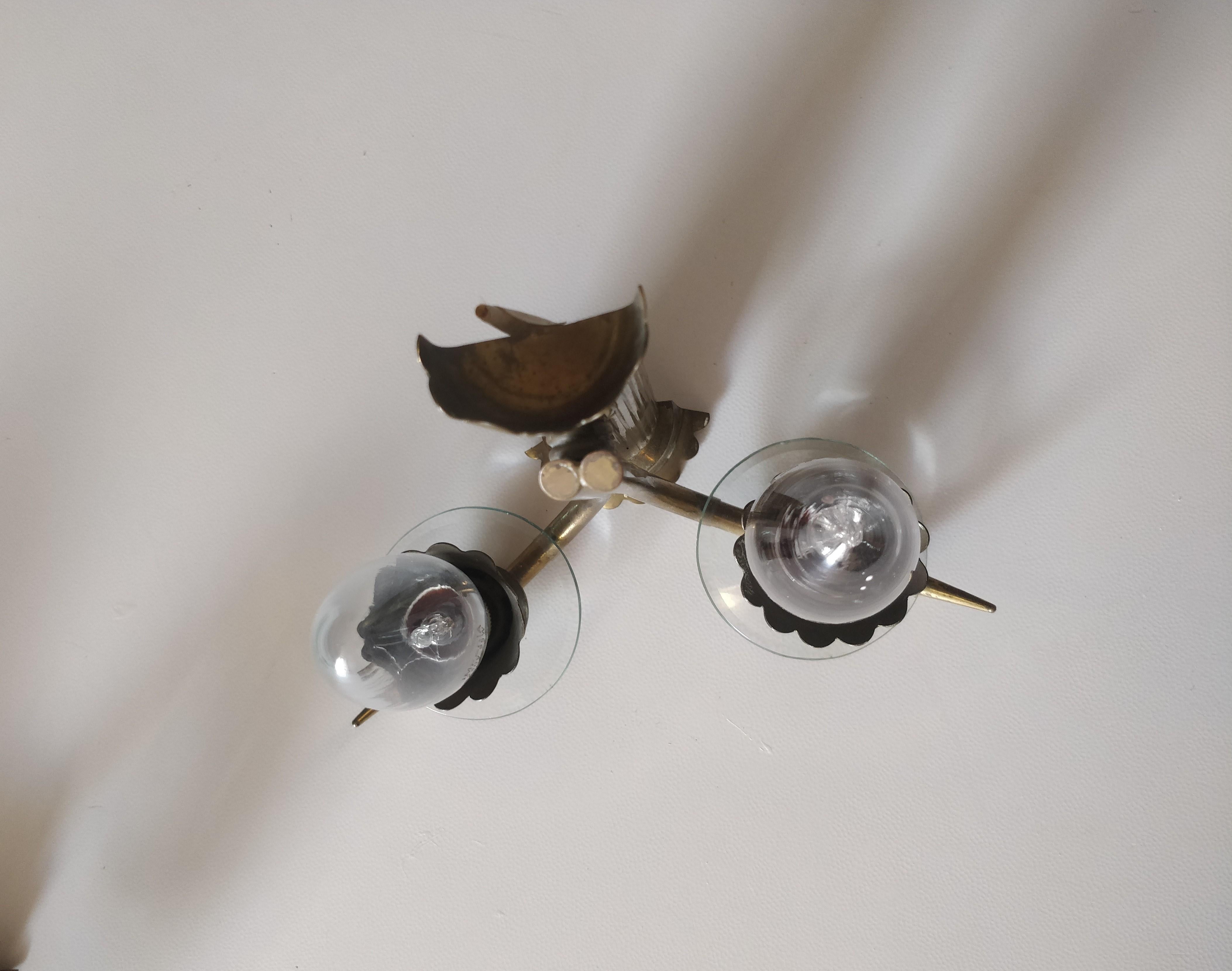 Paire d'appliques murales en laiton avec verre biseauté Italie en vente 3