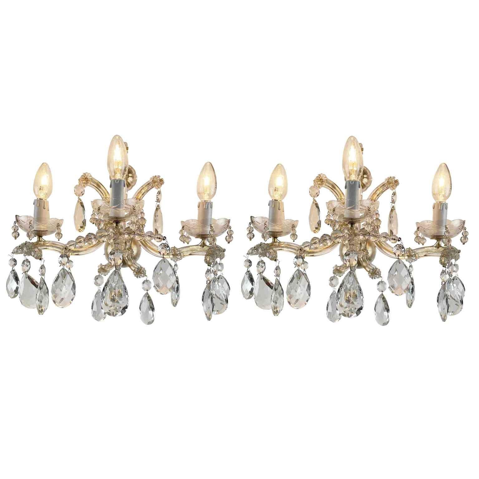 Pareja De Apliques De Cristal Italianos Estilo Maria Teresa Tres Luces Siglo XX 20th Century en venta
