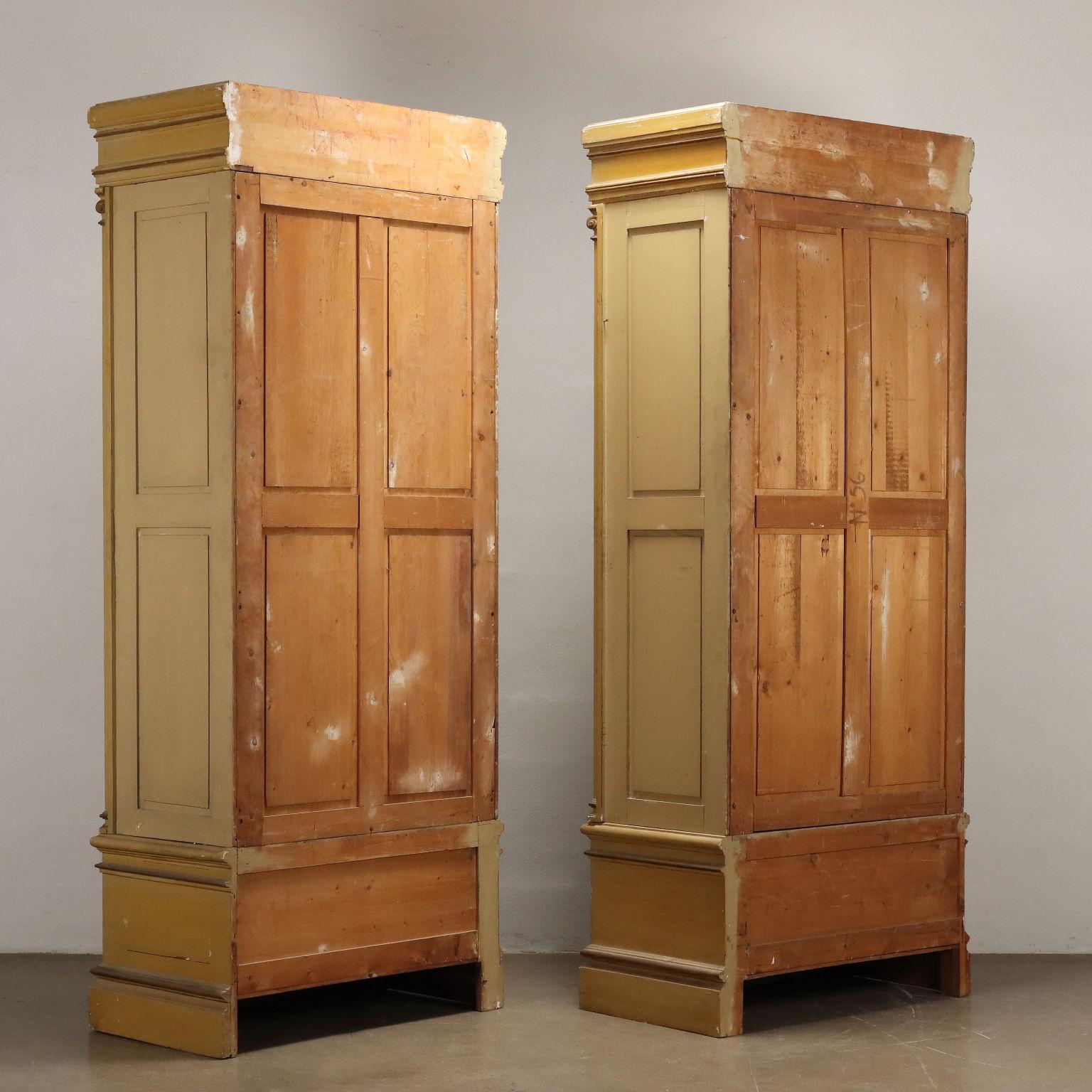 Pair of Italian Style Wardrobes 20th Century For Sale 9