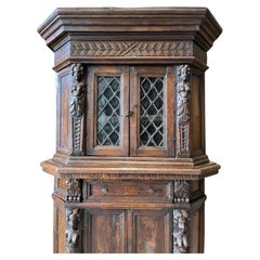 Coppia di armadi neorinascimentali in legno noce 19.Jh.