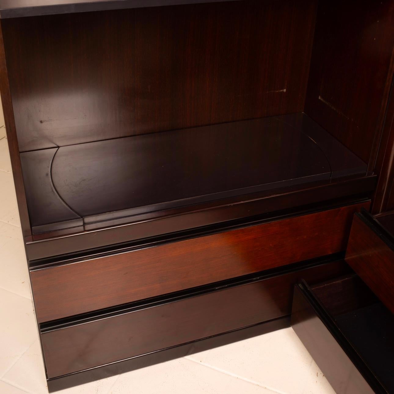 Pair of S11 Cabinets and Bar by Angelo Mangiarotti for La Sorgente dei Mobili in vendita 9