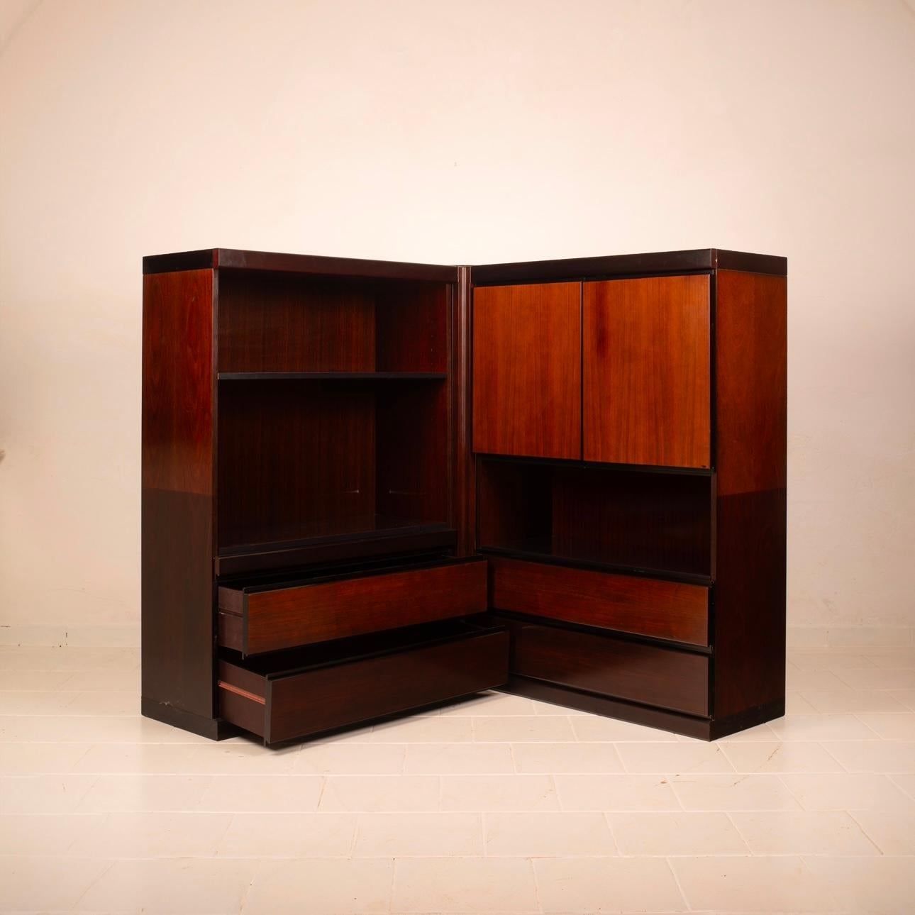 Italian Pair of S11 Cabinets and Bar by Angelo Mangiarotti for La Sorgente dei Mobili in vendita