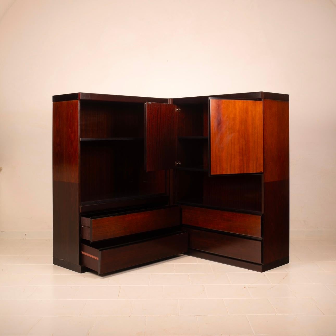 Pair of S11 Cabinets and Bar by Angelo Mangiarotti for La Sorgente dei Mobili in vendita 1