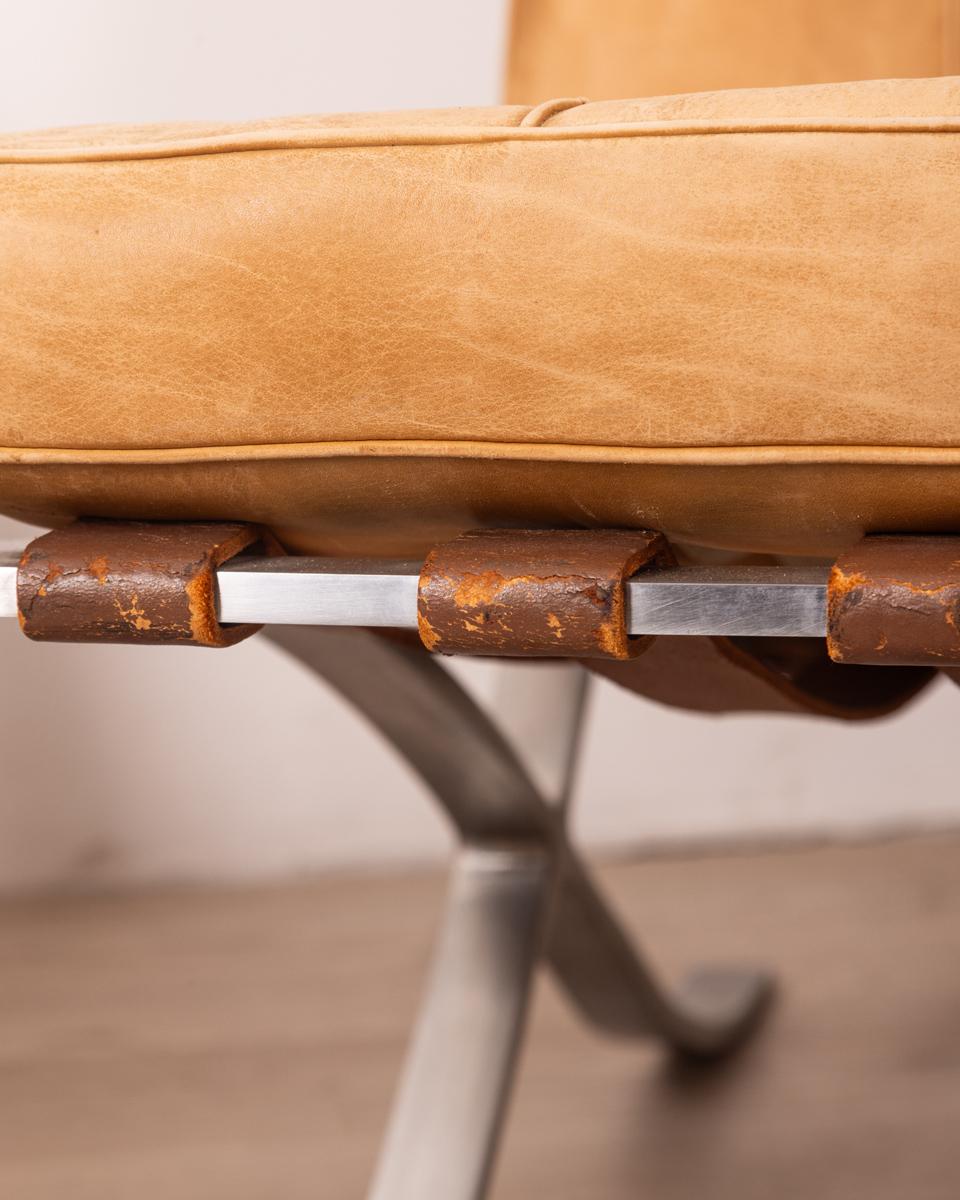 Coppia di Barcelona Chair vintage anni 70 design Ludwig Mies Van Der Rohe 4