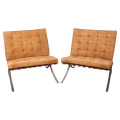Paire de chaises Barcelona vintage des années 1970 conçues par Ludwig Mies Van Der Rohe