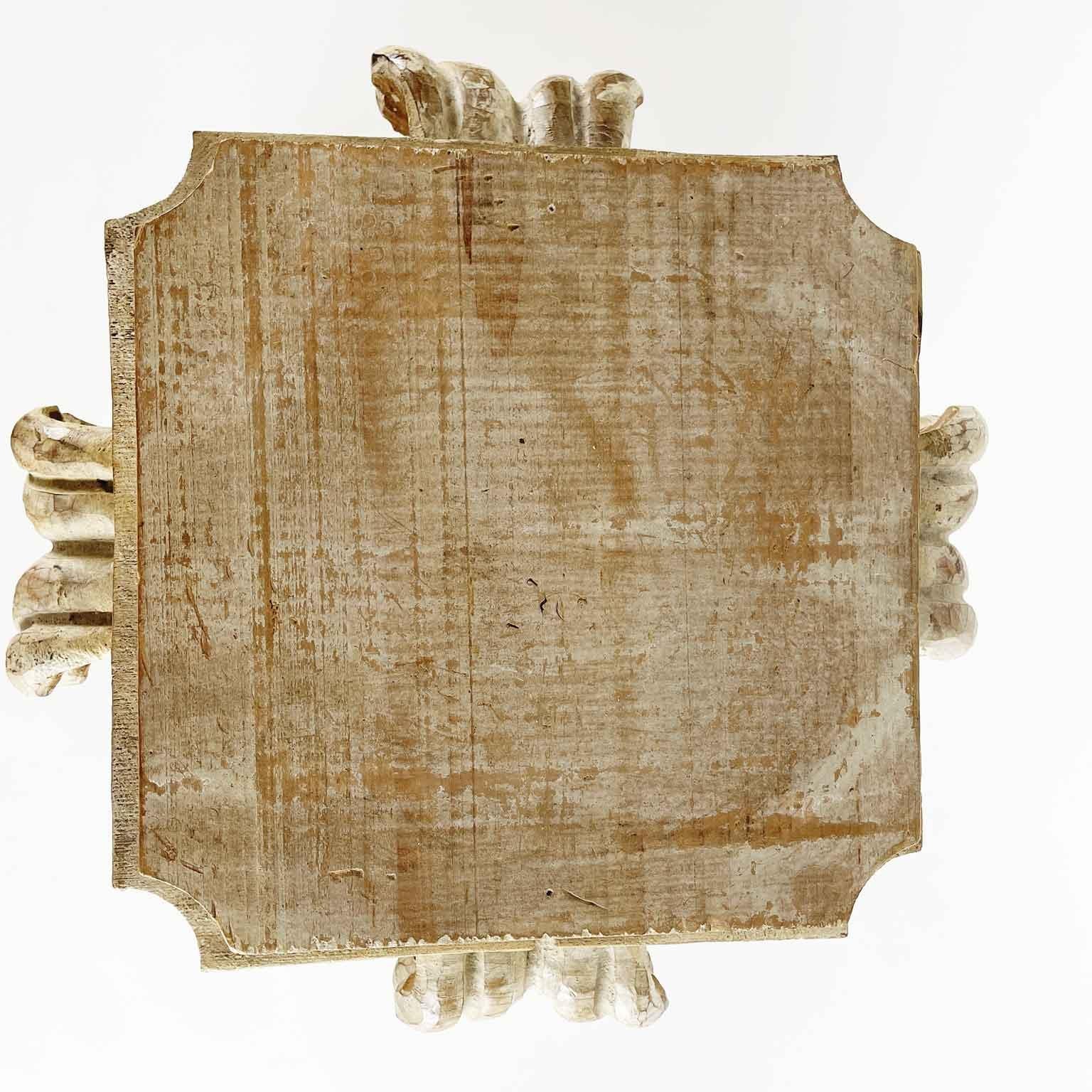 Blanchi Coppia di Basi Per Tavolini Capitelli Intagliati a Foglia di Acanto Firenze 1900 en vente