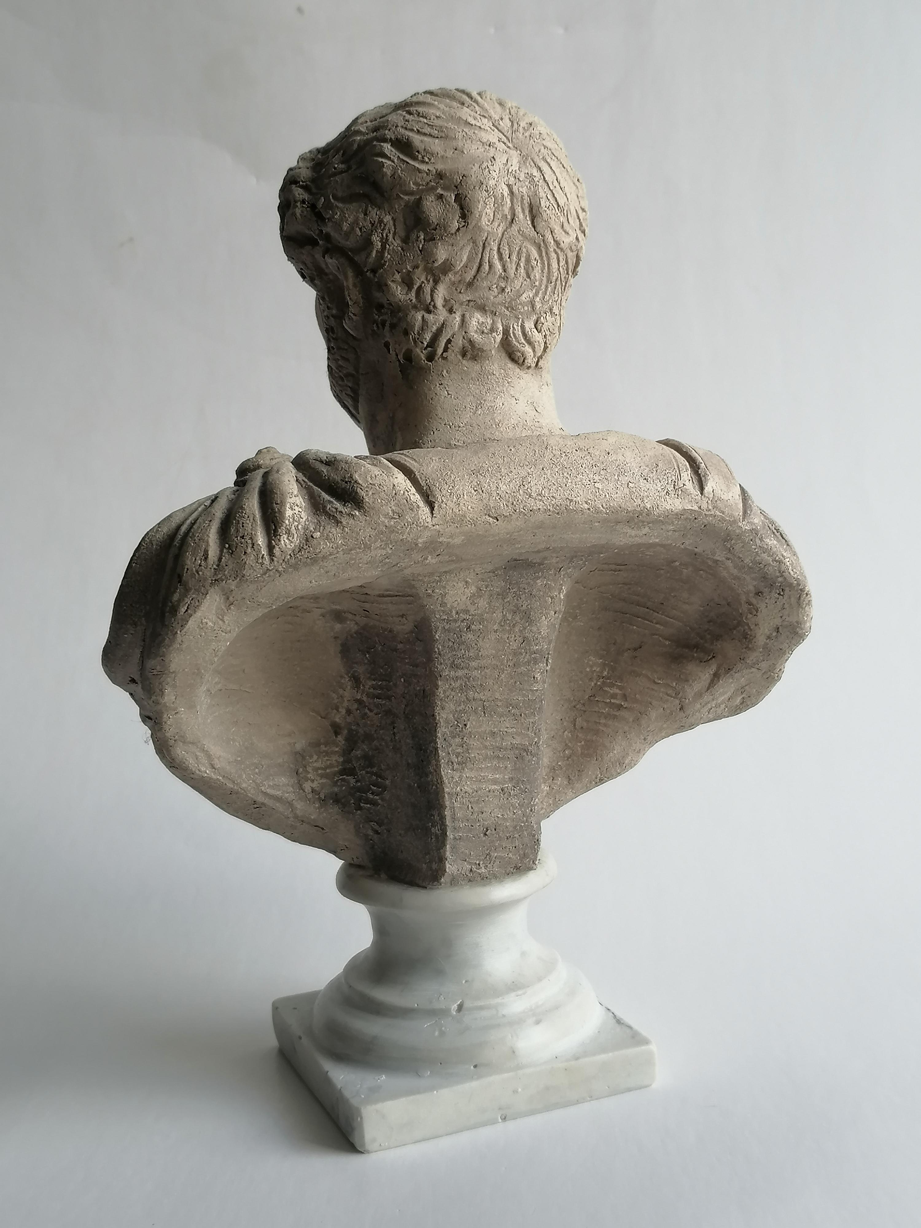 Contemporary Coppia di busti in Ceramica chiara- G. Cesare e Adriano imperatori-made in Italy For Sale