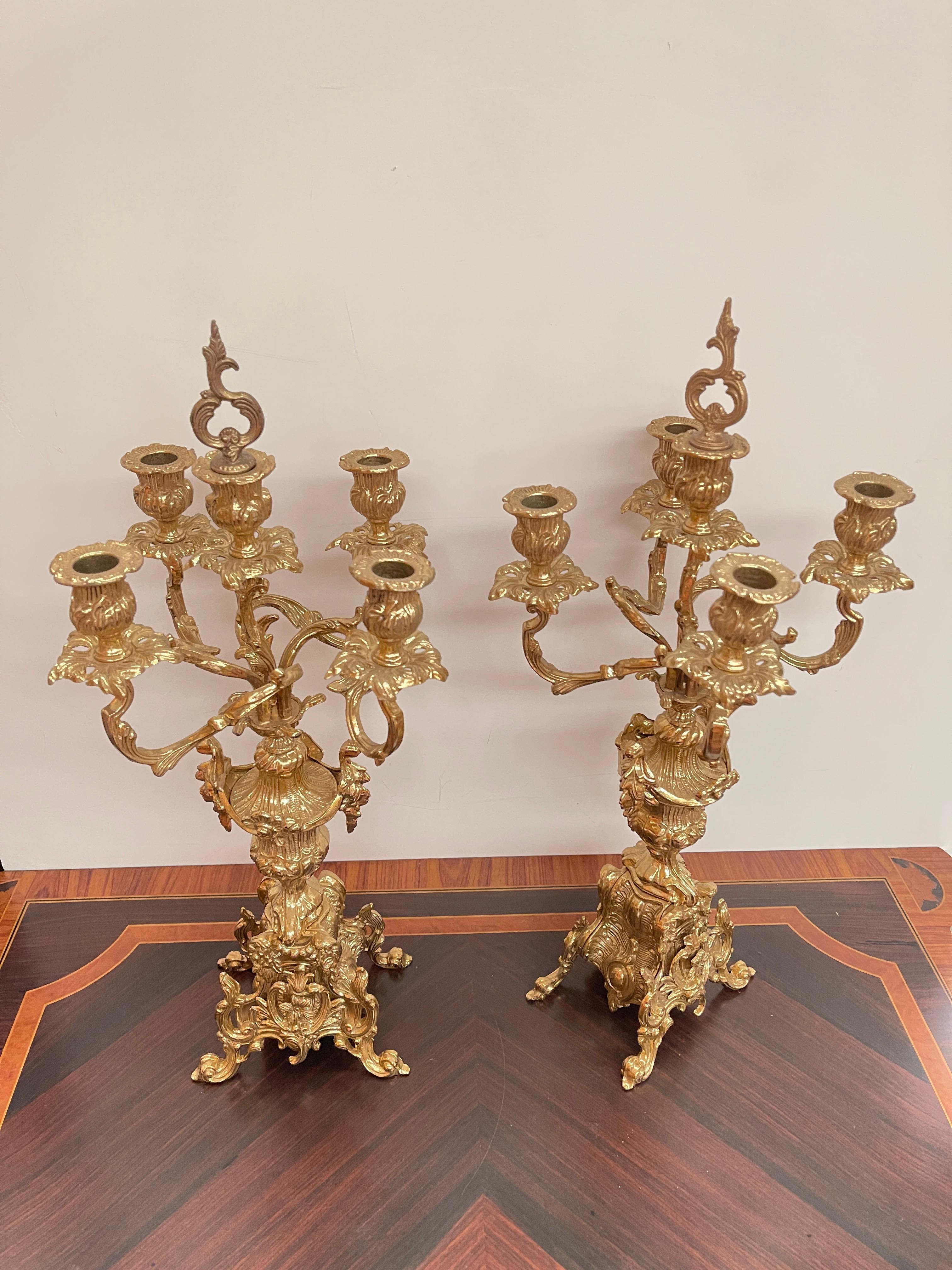 Coppia di Candelabri Antichi in Bronzo Dorato - Stile Rococò, XX Secolo In condizioni ottime in vendita a Cantù, IT