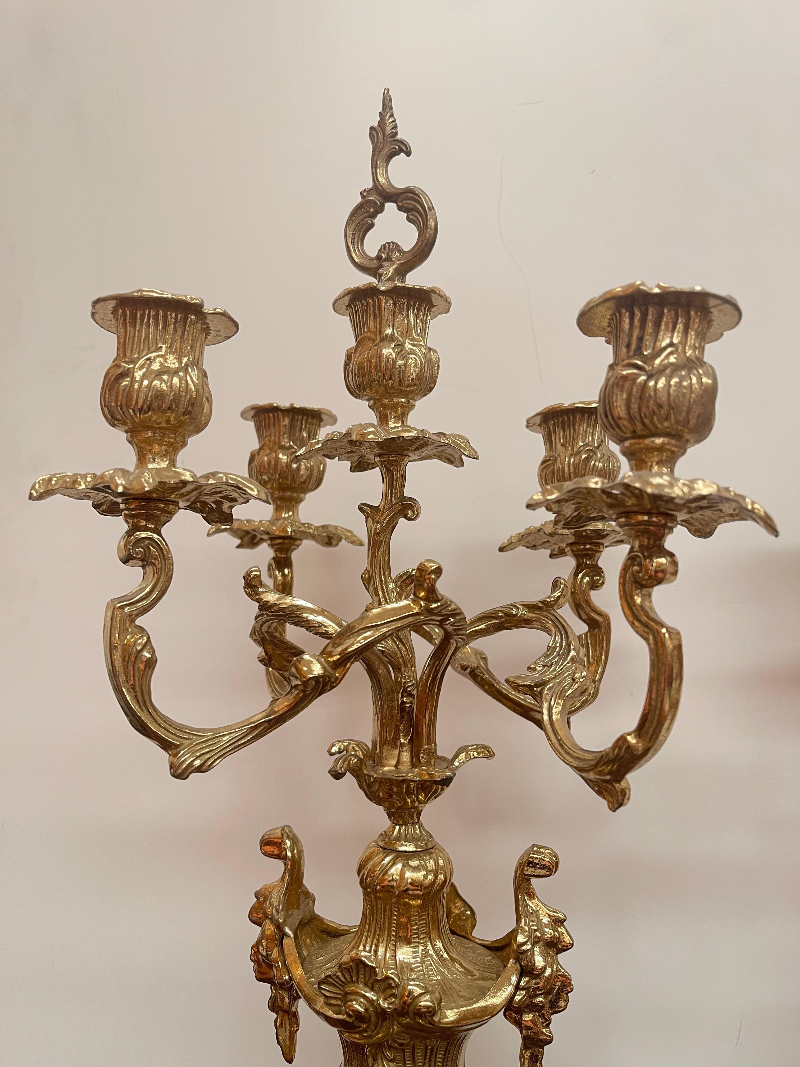 Coppia di Candelabri Antichi in Bronzo Dorato - Stile Rococò, XX Secolo in vendita 2