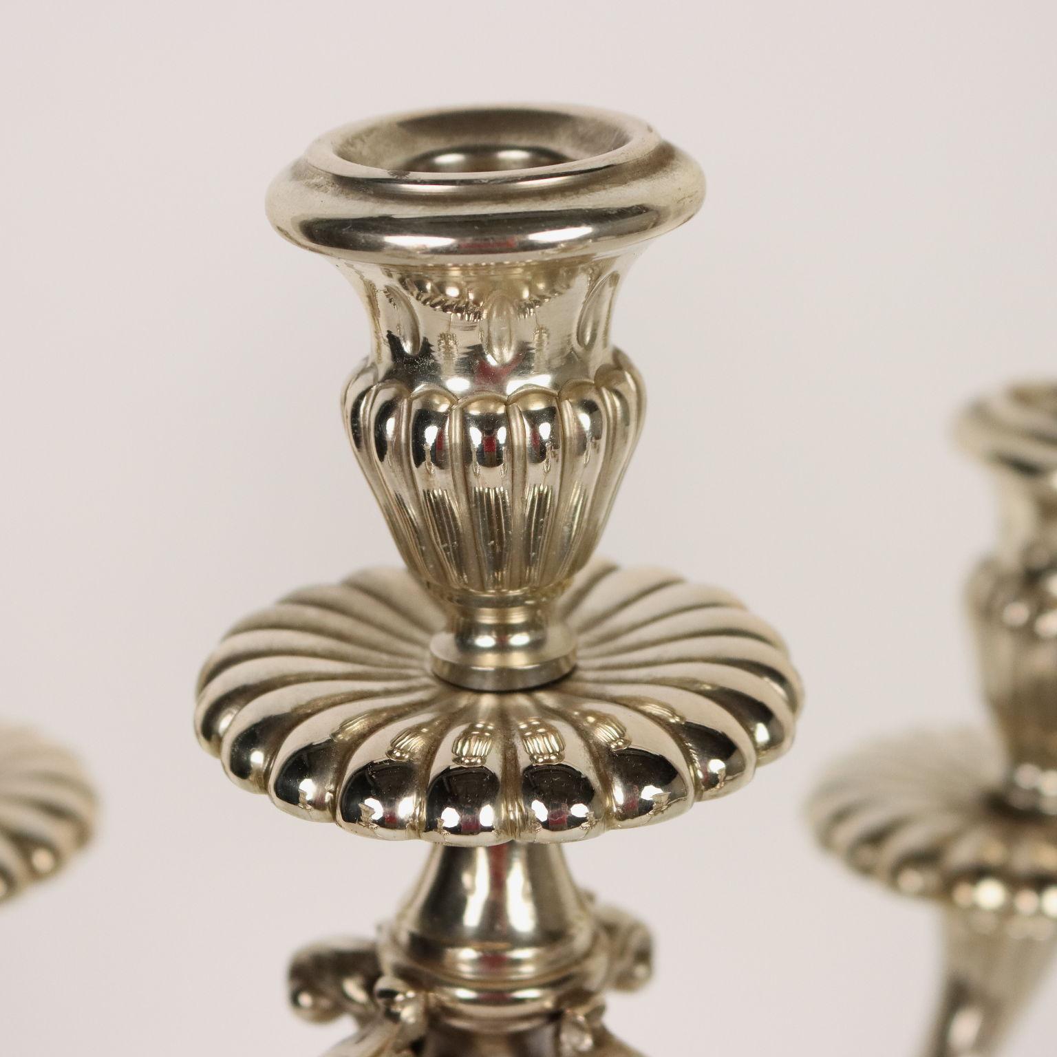 italien Paire de candélabres en argent Milan Italie Manufacture Seconde moitié du 20e siècle