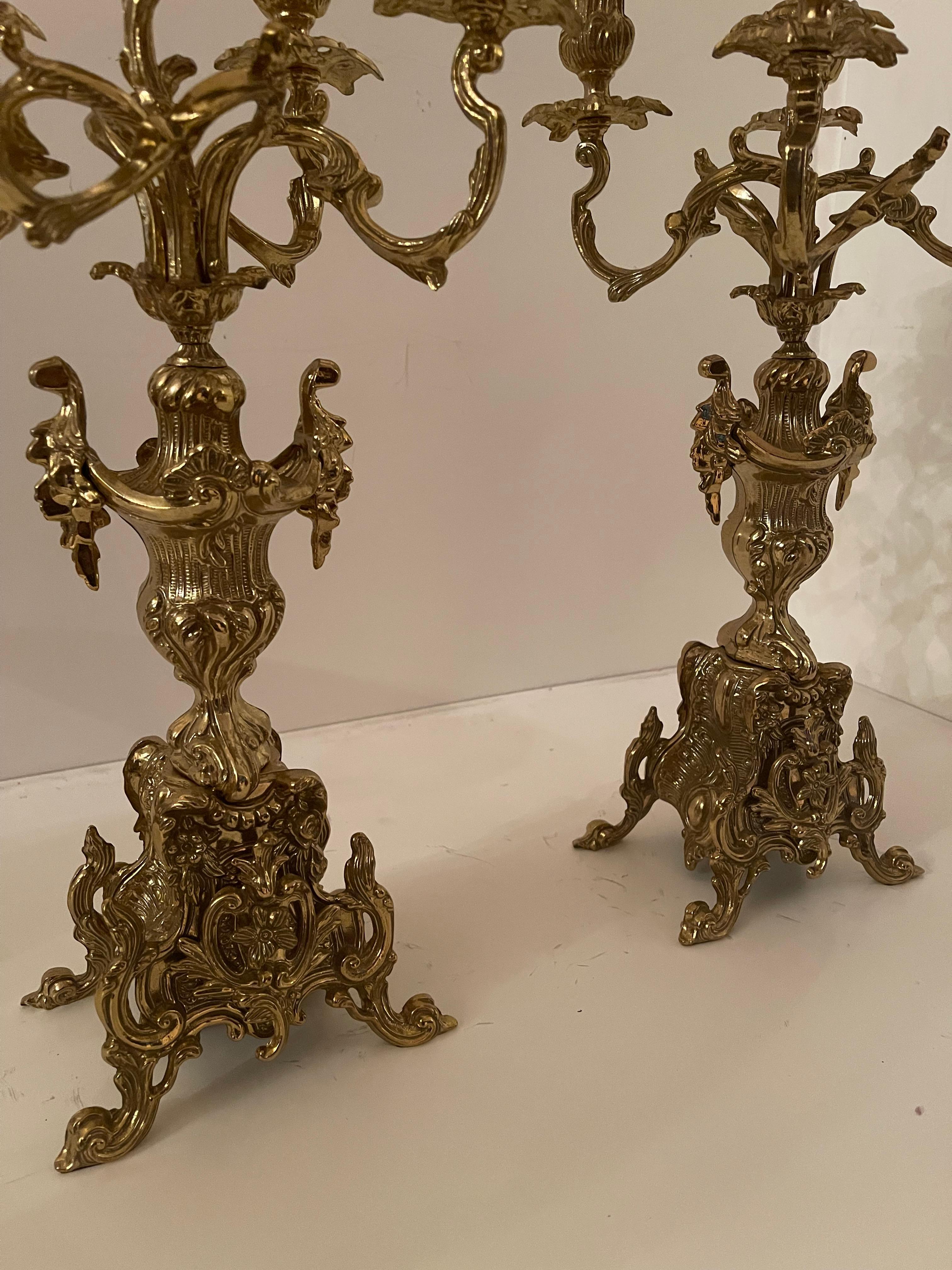 Bronzo Coppia di candelabri in bronzo dorato stile Napoleone III  XX secolo in vendita