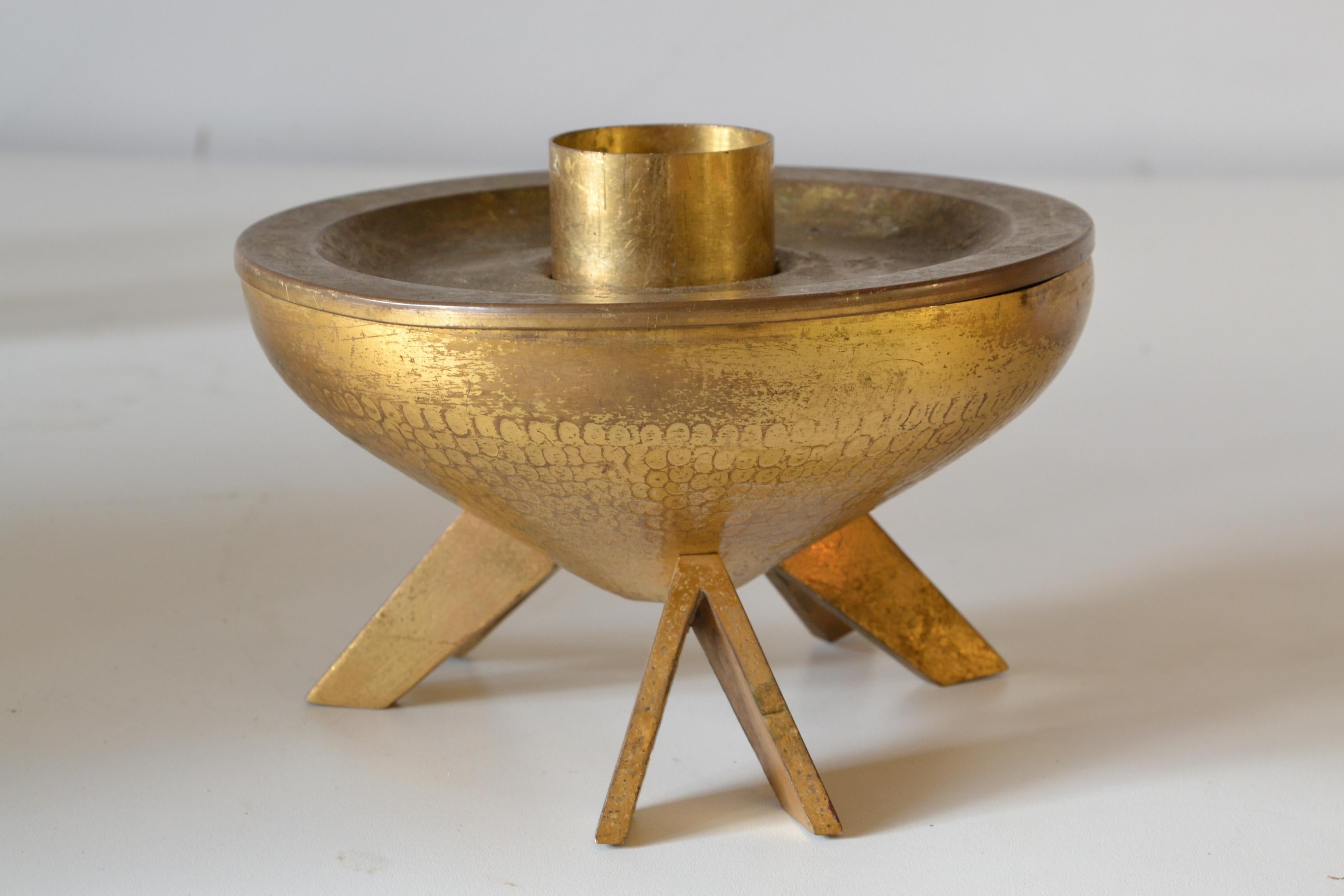 Paar Kandelaber aus Messing, italienische Herstellung (Art déco) im Angebot