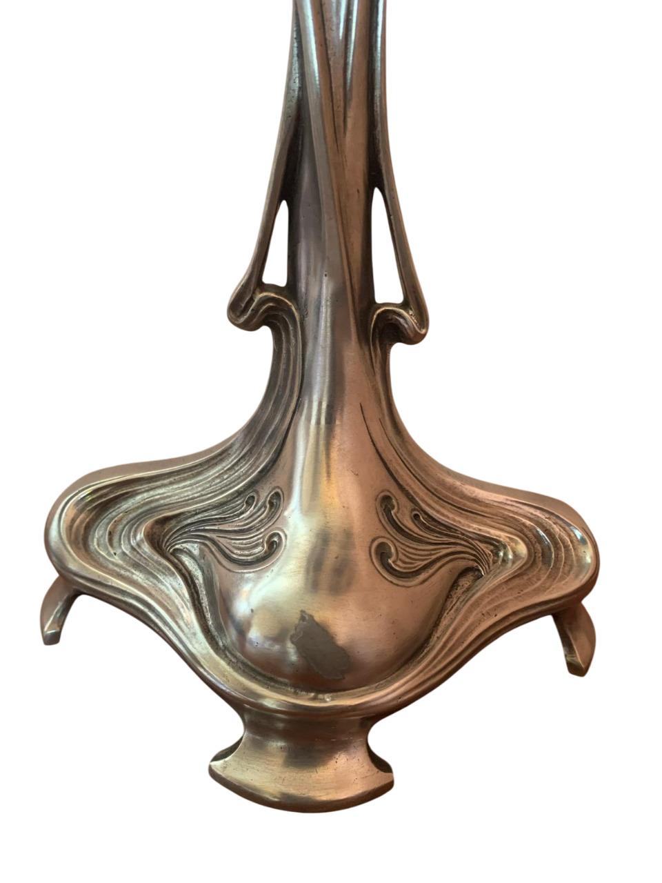 Coppia di candelabri in peltro argentato, Art Nouveau in vendita 6
