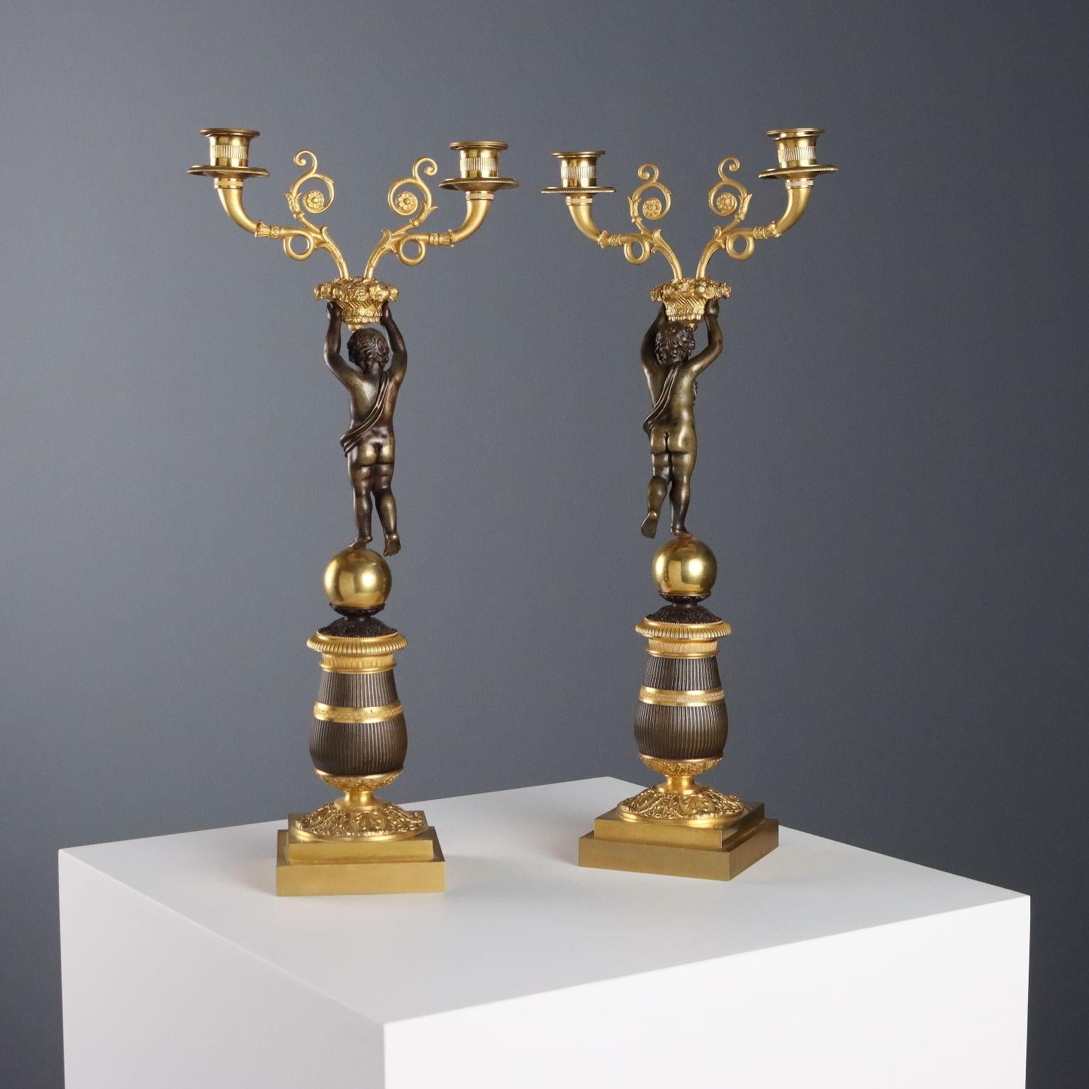 Coppia di Candelabri in Stile Napoleone III Italia Metà '900 in vendita 5