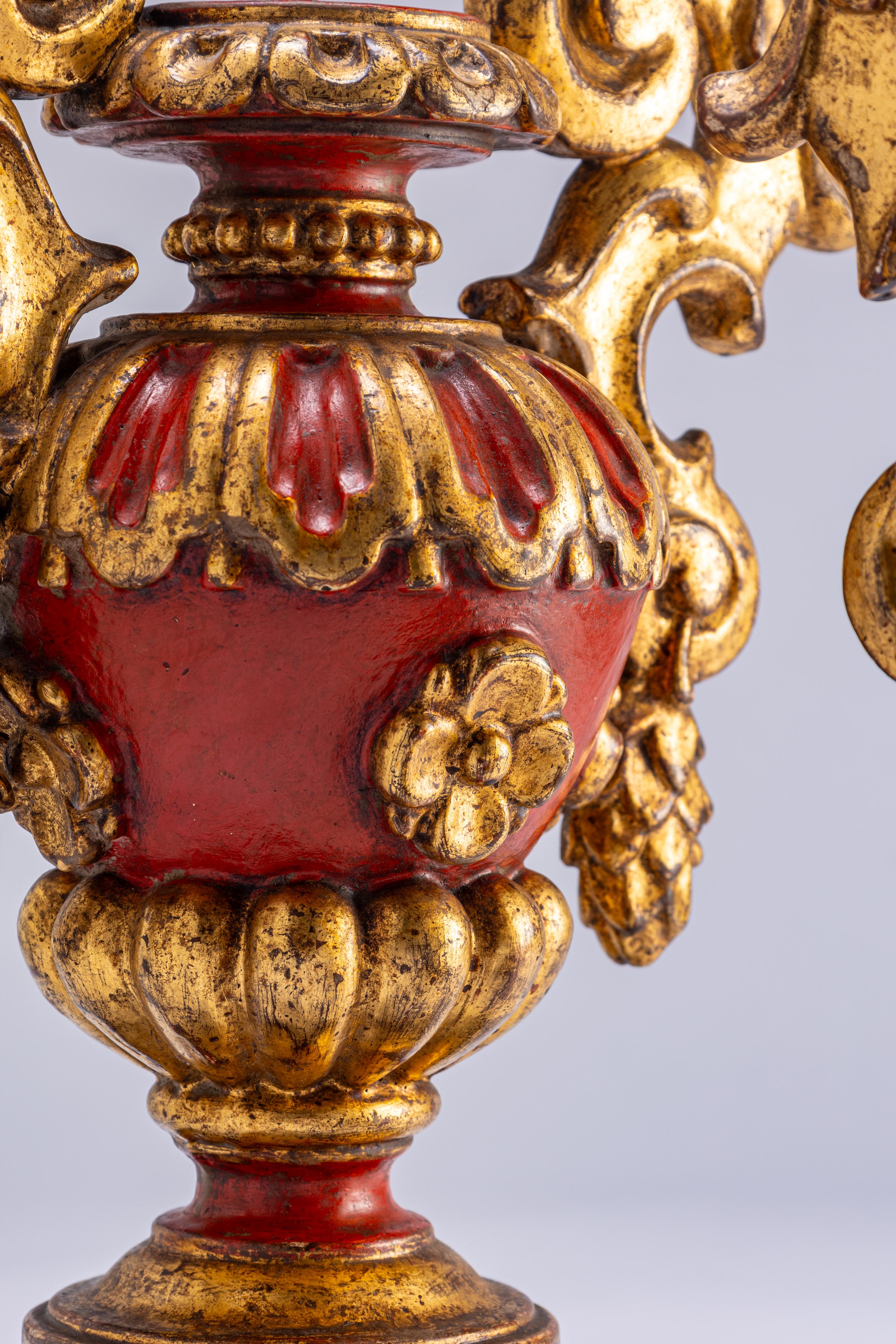 Bois Paire de candélabres Louis XV en vente