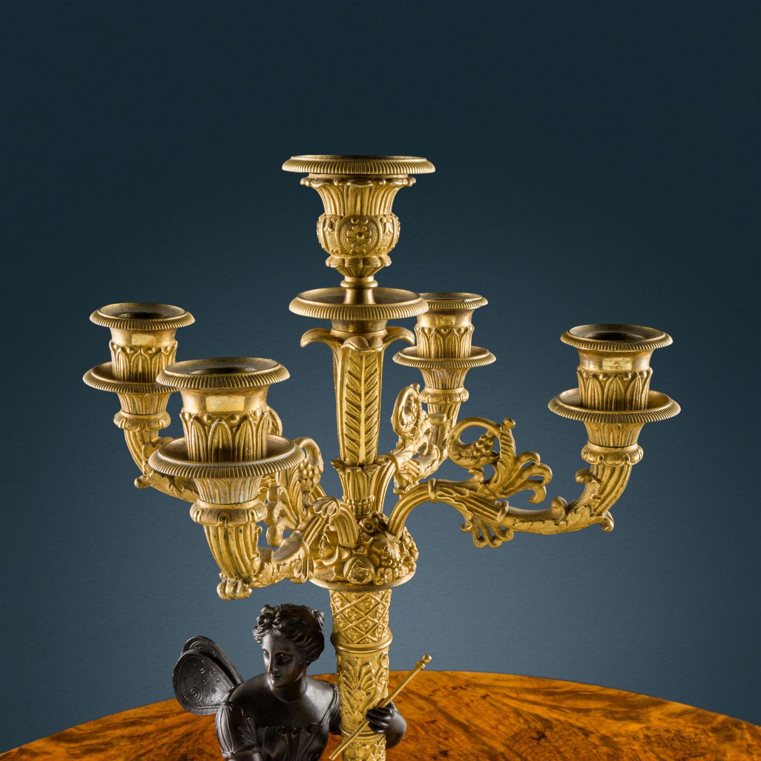 Paire de candélabres Paris deuxième quart du 19ème siècle en vente 2