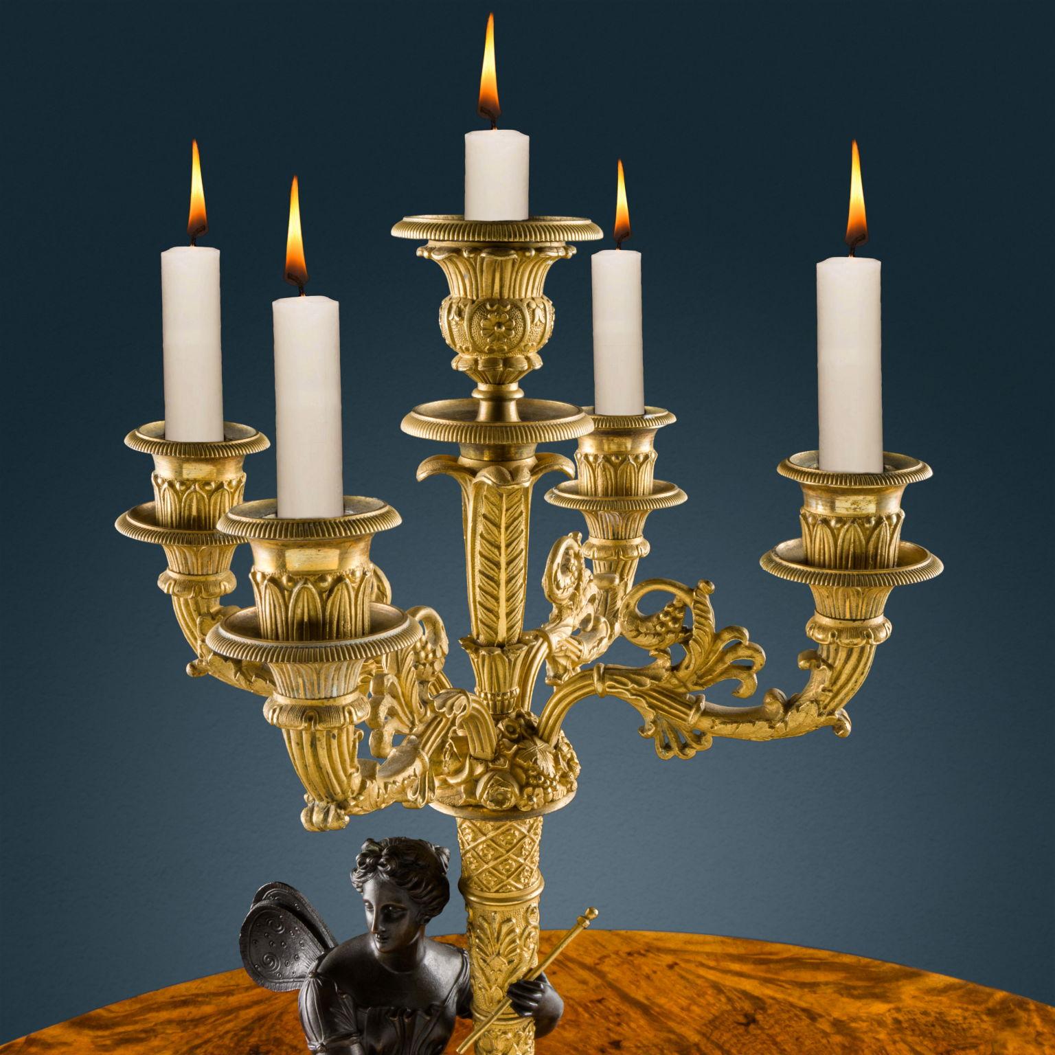 Paire de candélabres Paris deuxième quart du 19ème siècle en vente 3