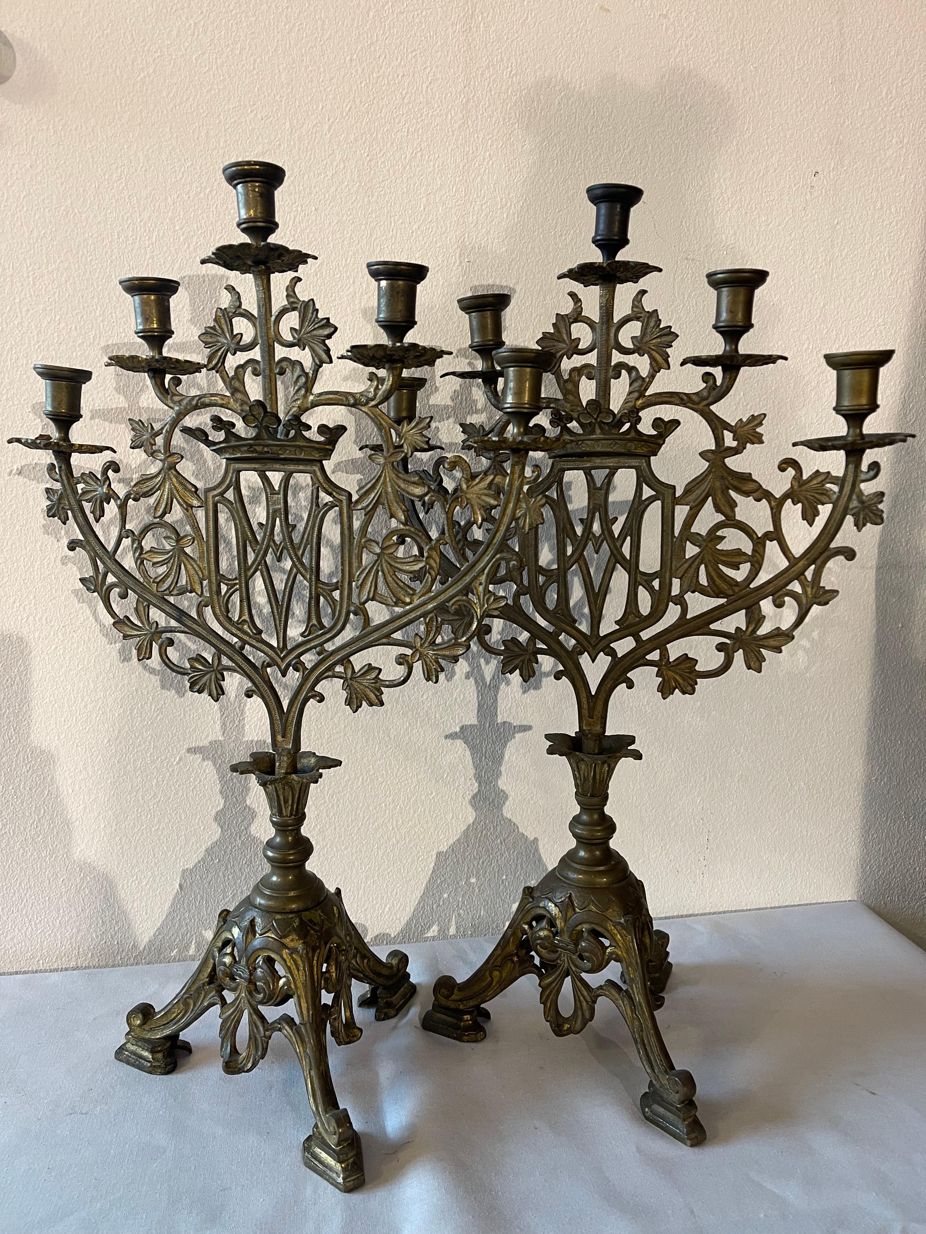 Coppia di Candelabro francese del XIX secolo in stile gotico a 5 luci - Private Collection Domenico Rugiano