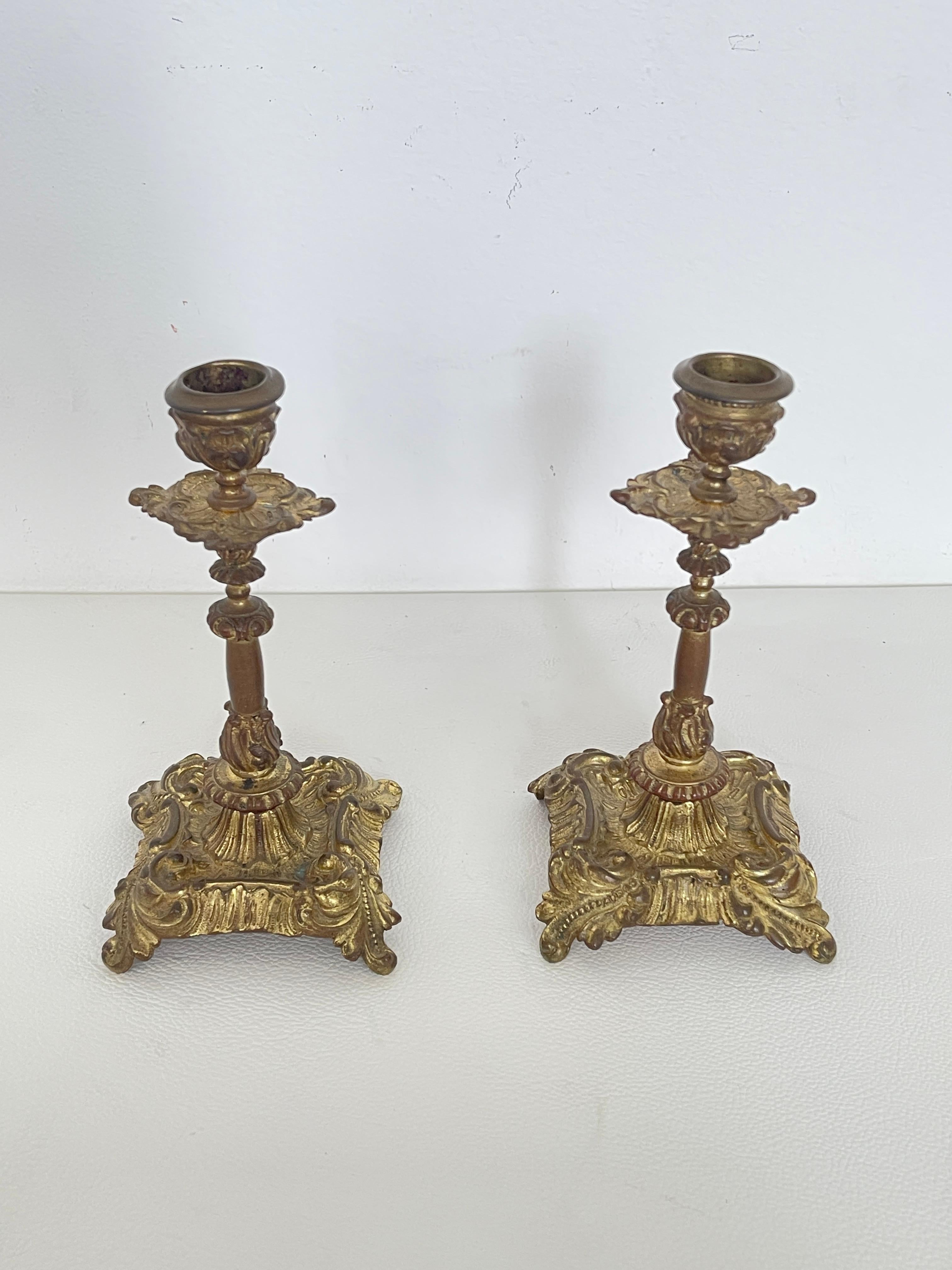 Pair of Antique Gilt Bronze Candlesticks - Classic Baroque Style For Sale 1
