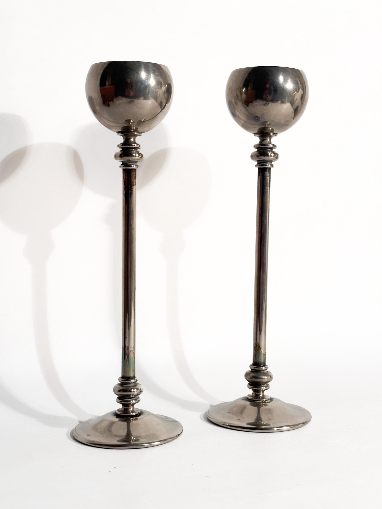 Coppia di Candelieri in Metallo Argentato Anni 60 in vendita 3