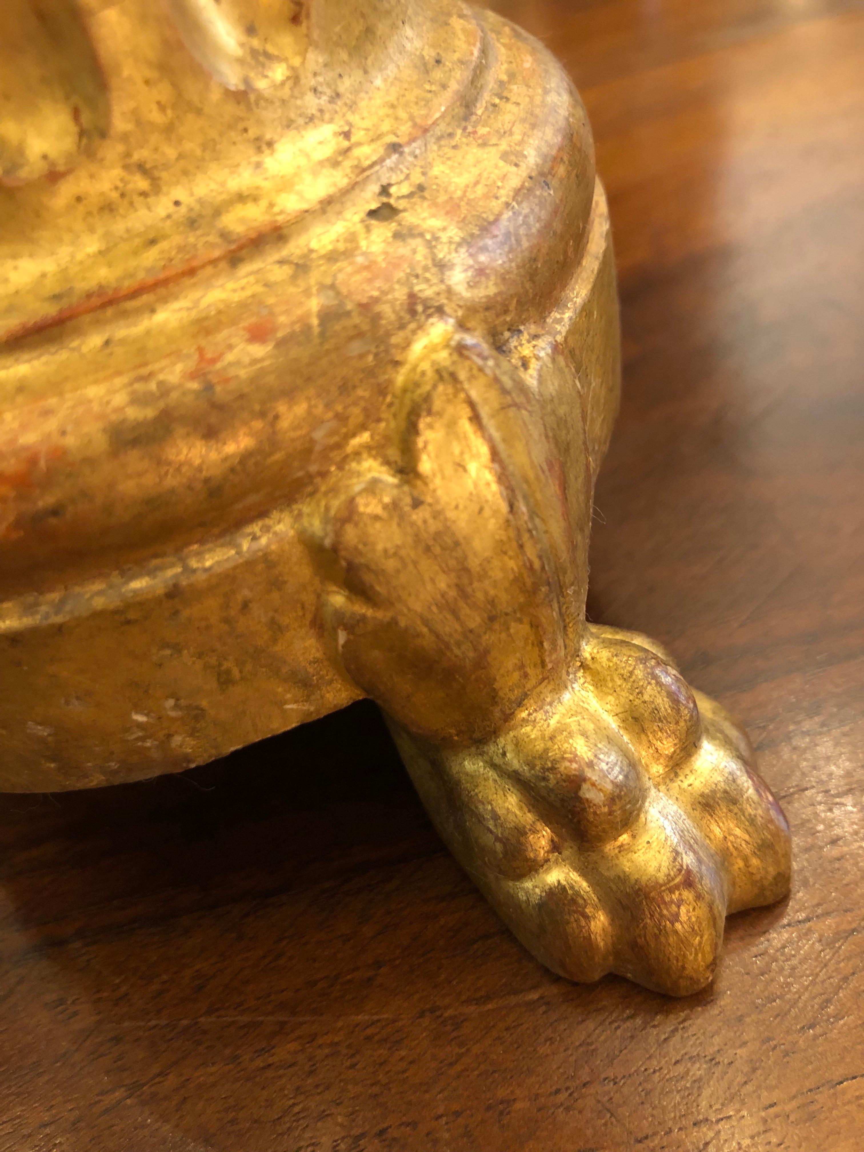 Pair of Italian Candlesticks in Carved and Gilded Wood 19th Century In Good Condition For Sale In Milano, MI