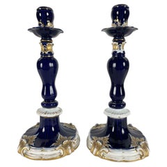 Coppia di Candelieri Meissen Blu Cobalto Bianco e Oro Prima Metà XIX Secolo