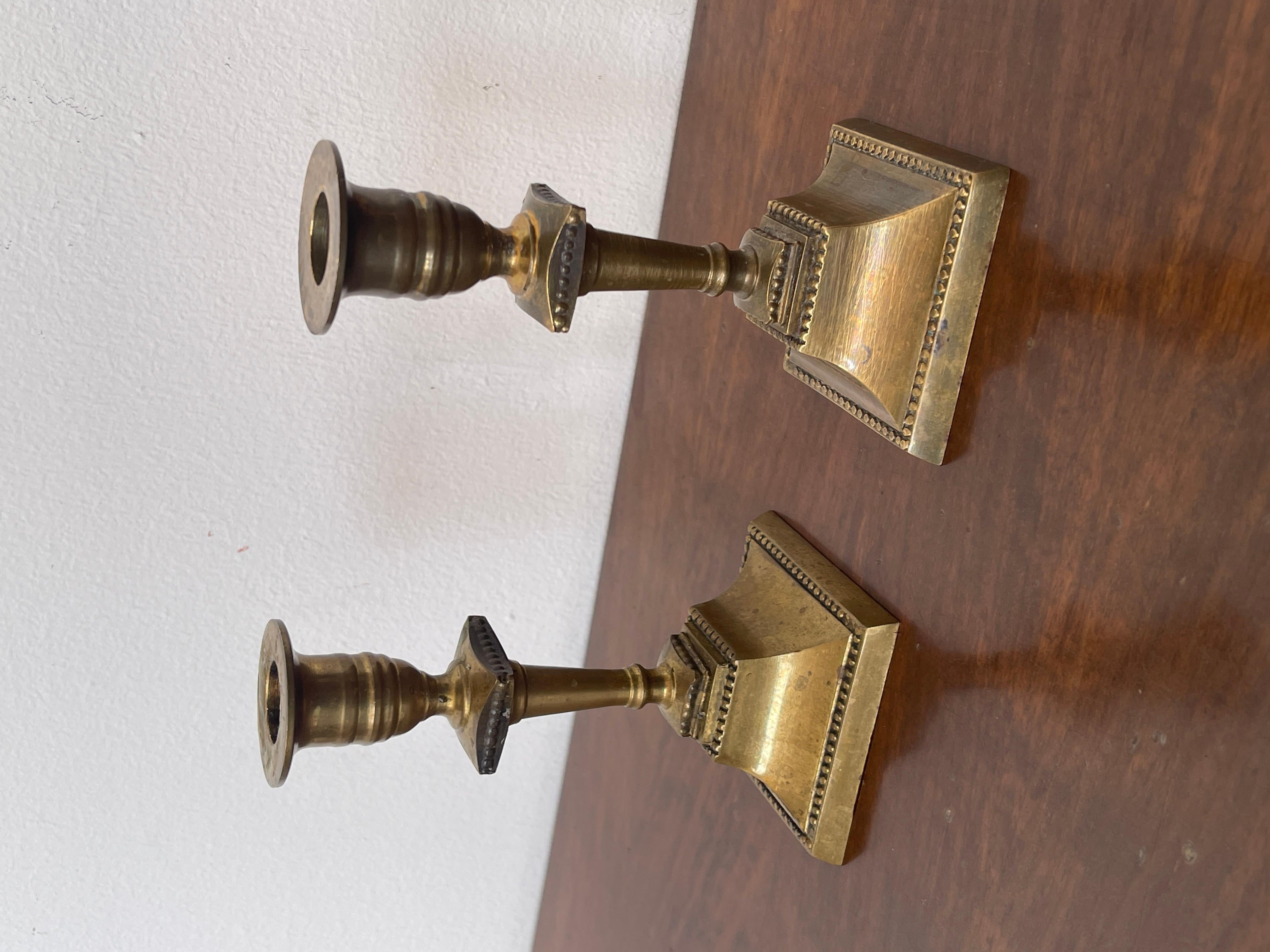 19th Century Coppia di candelieri quadrati in bronzo secolo XIX Italian in vendita