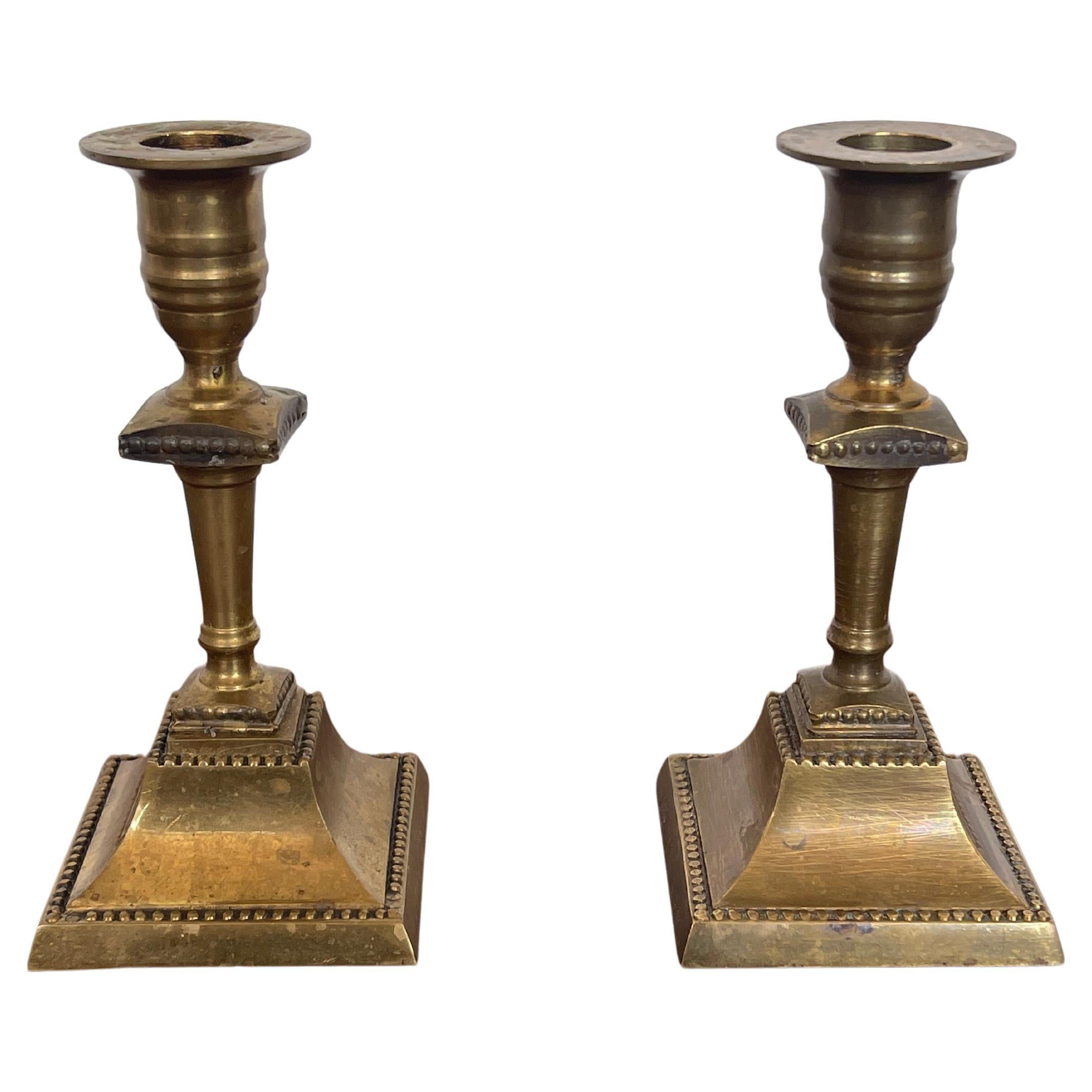 Coppia di candelieri quadrati in bronzo secolo XIX Italian in vendita