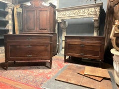 Pair of walnut chest of drawers, 3-drawer, italy
