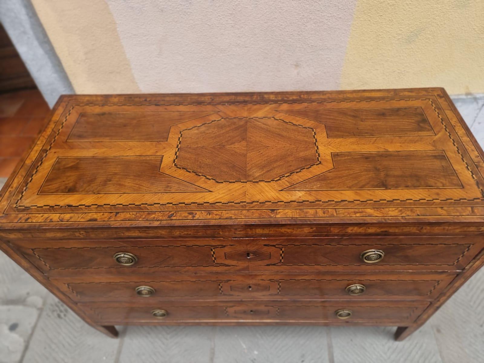  Pair of Louis XVI chests of drawers In Good Condition For Sale In Firenze, IT
