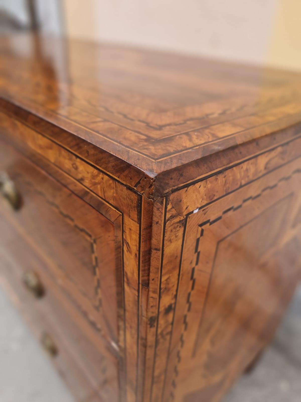 Maple  Pair of Louis XVI chests of drawers For Sale