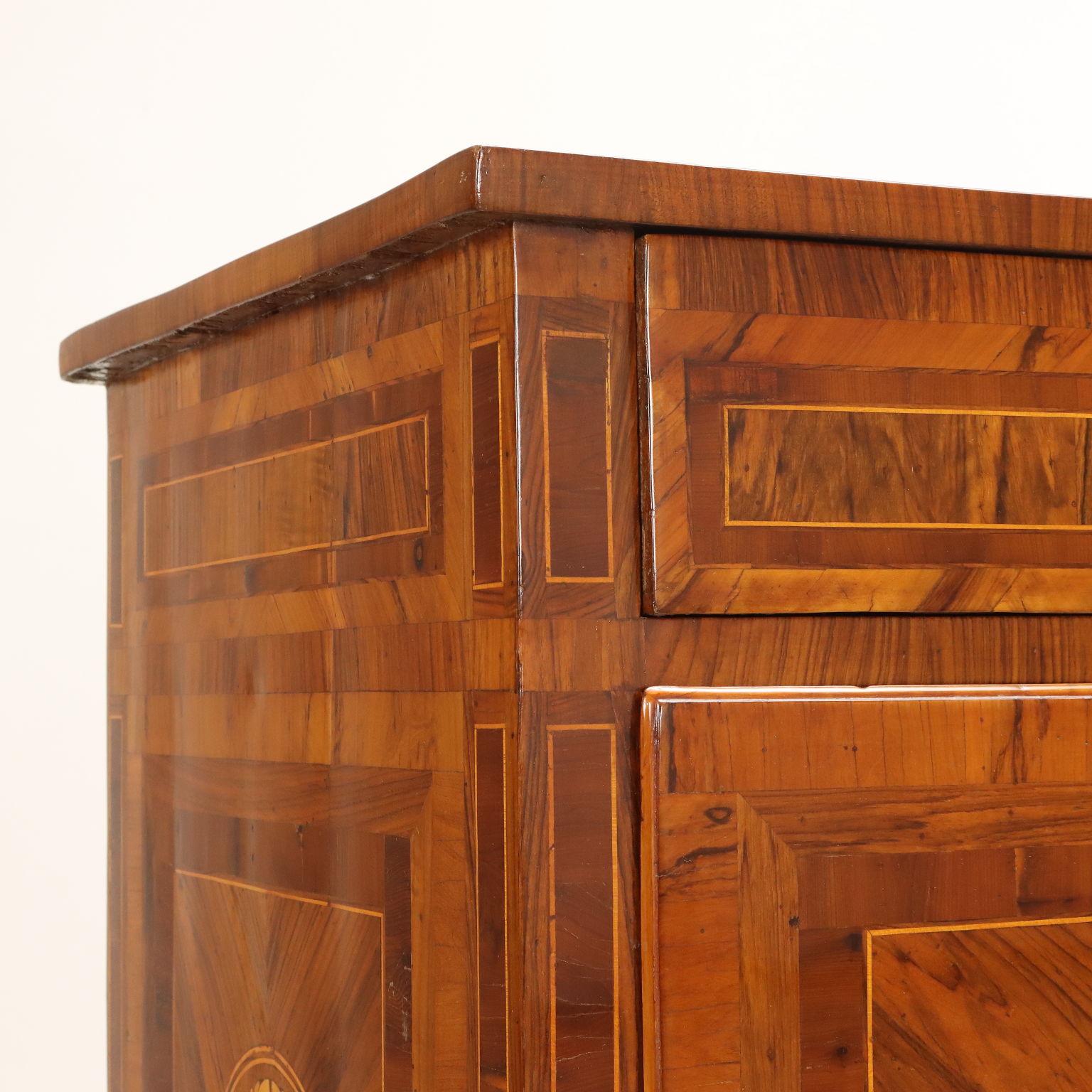 Neoclassical Revival Coppia di Cassettoni Neoclassici Italia Ultimo Quarto XVIII Secolo For Sale