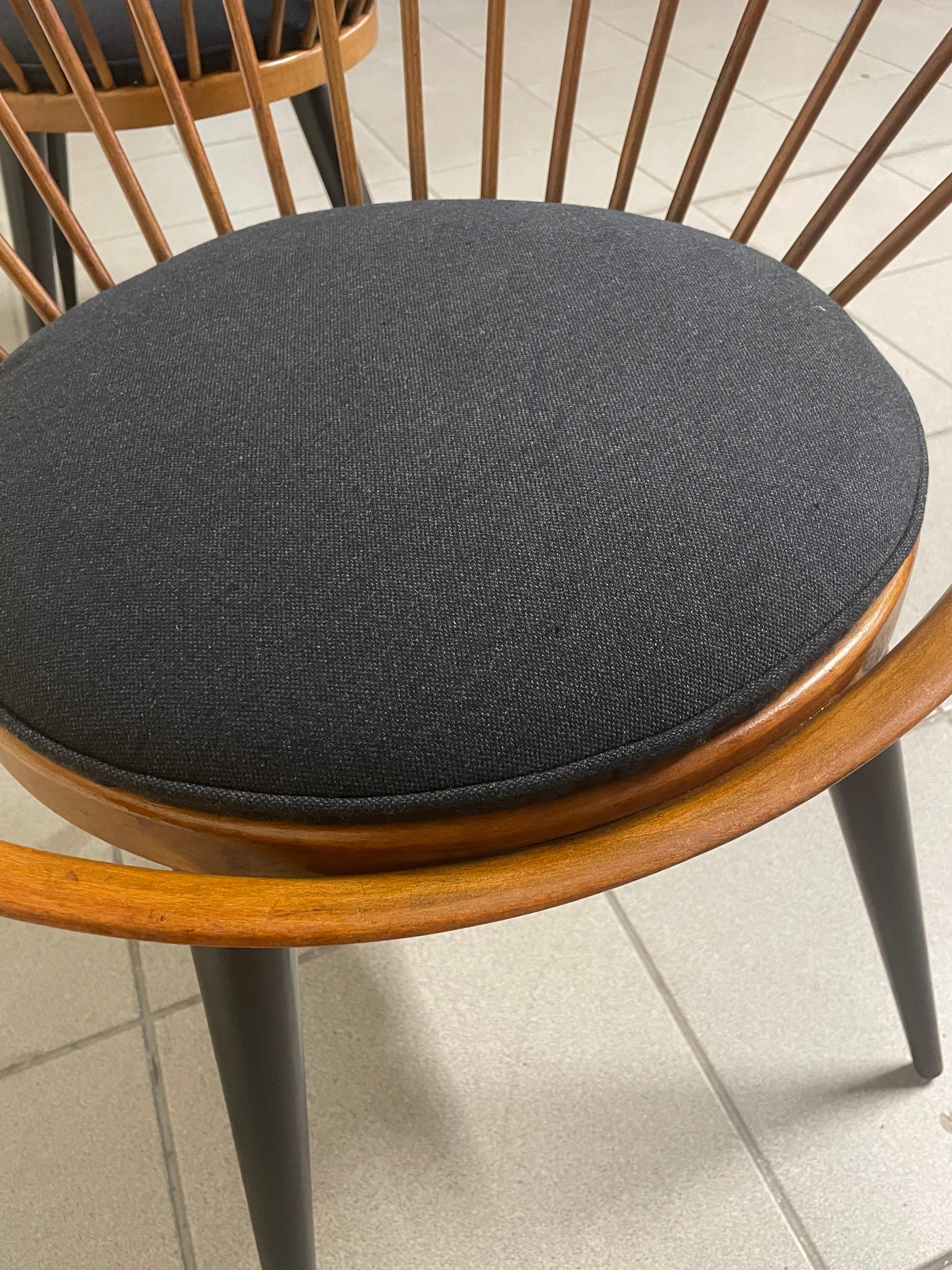 Paire de chaises circulaires d'Yngve Ekstrom, années 1960 en vente 10