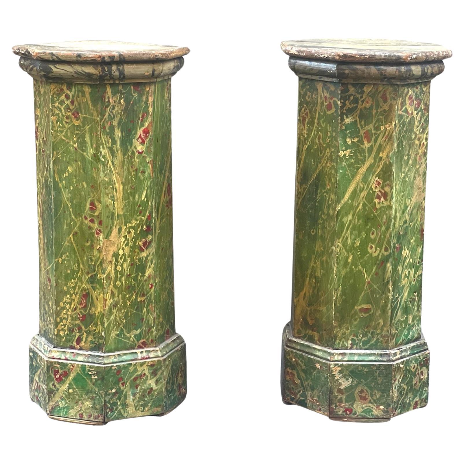 Pair of octagonal wooden columns For Sale at 1stDibs