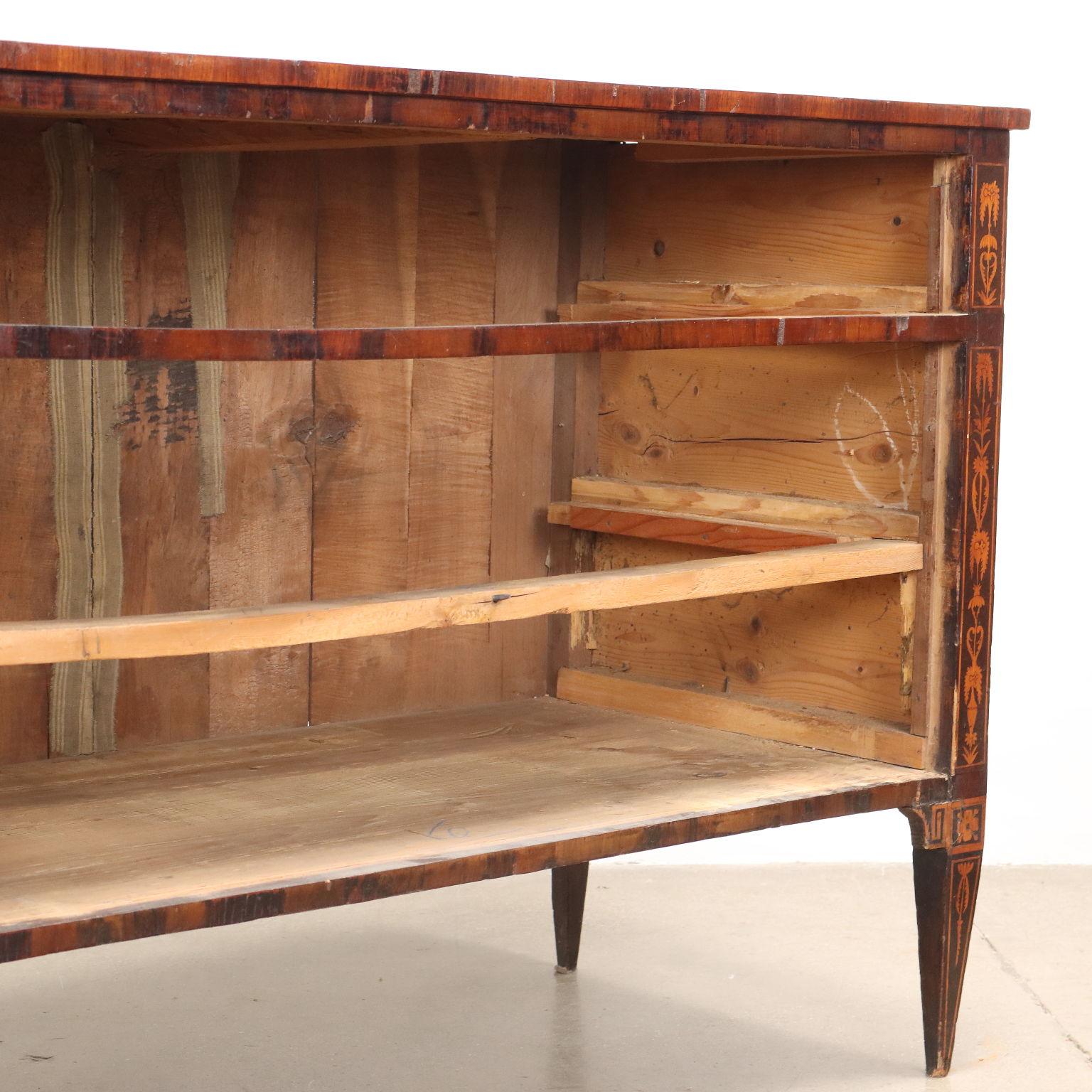 Coppia di Comò Neoclassici Lombardi Italia Ultimo Quarto XVIII Secolo in vendita 5