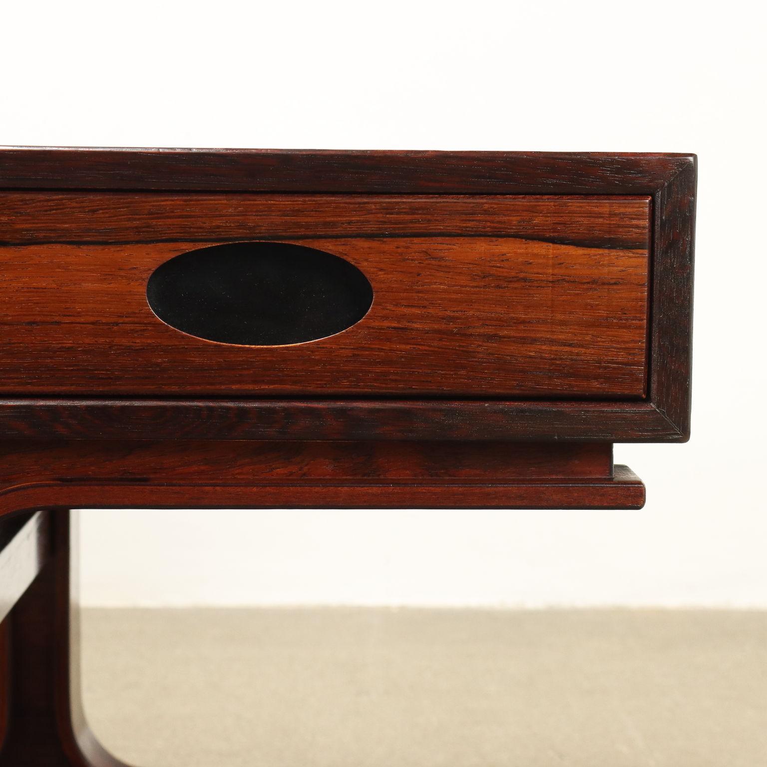 Italian Paire de tables de chevet 554 par Gianfranco Frattini pour Bernini, années 1960 en vente