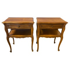 Coppia di comodini con casseto stile francese inizio xx secolo