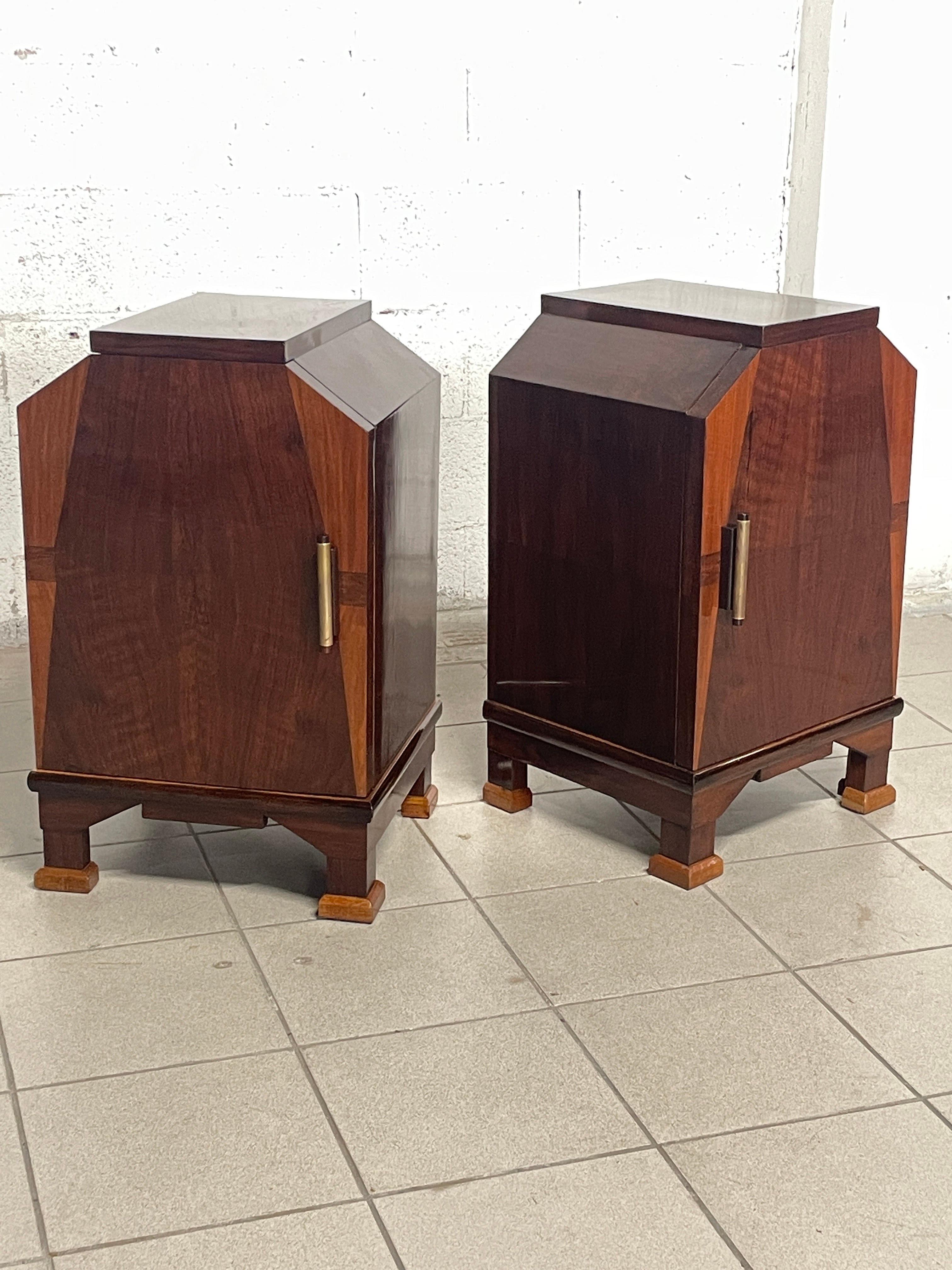 Pair of deco bedside tables, 1930s For Sale 7