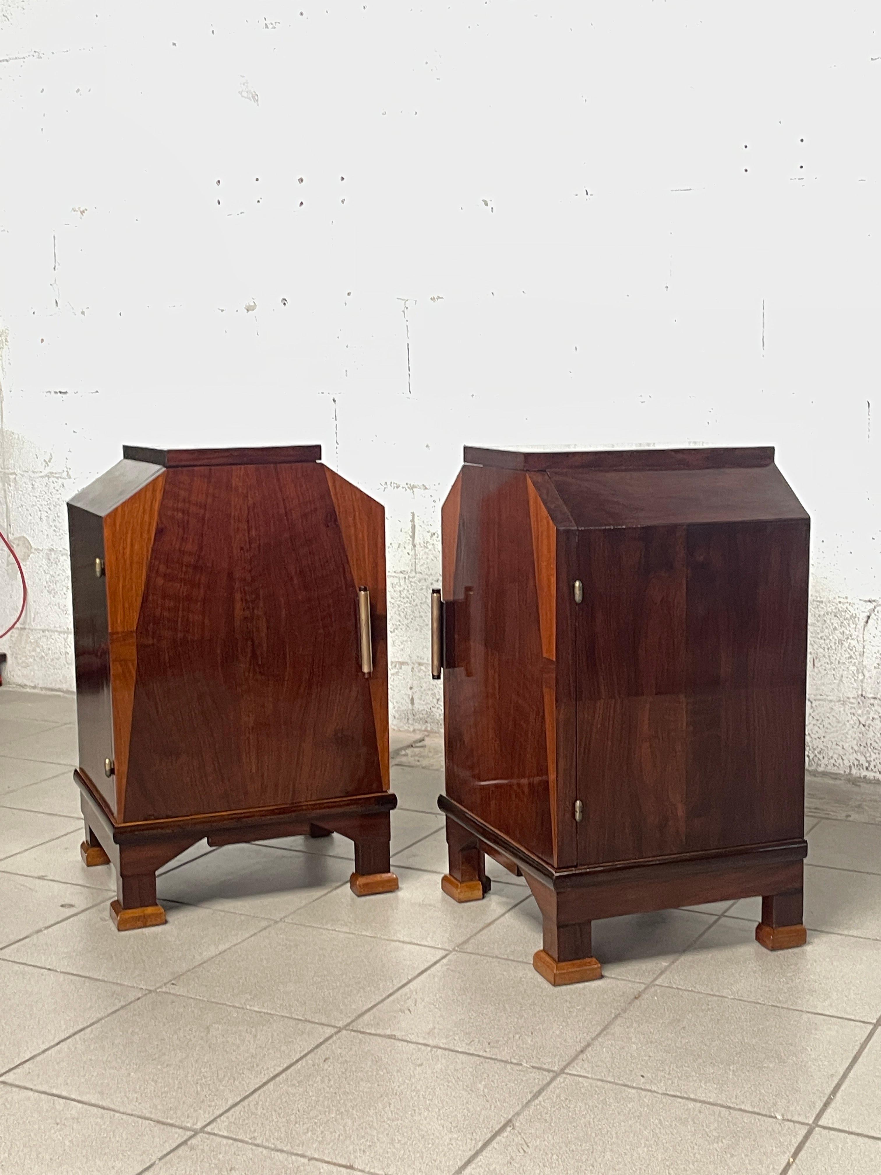 Pair of deco bedside tables, 1930s For Sale 1