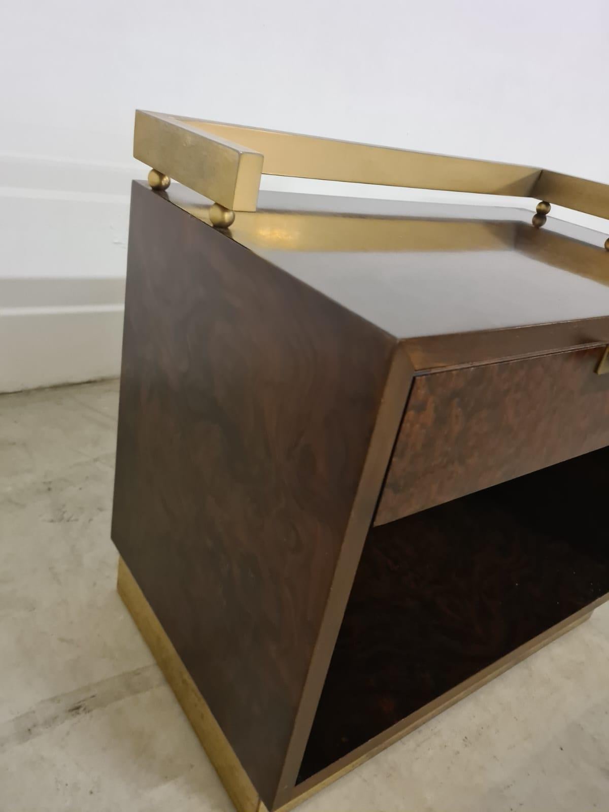 Late 20th Century Paire de tables de chevet de Luciano Frigerio 1970 en vente