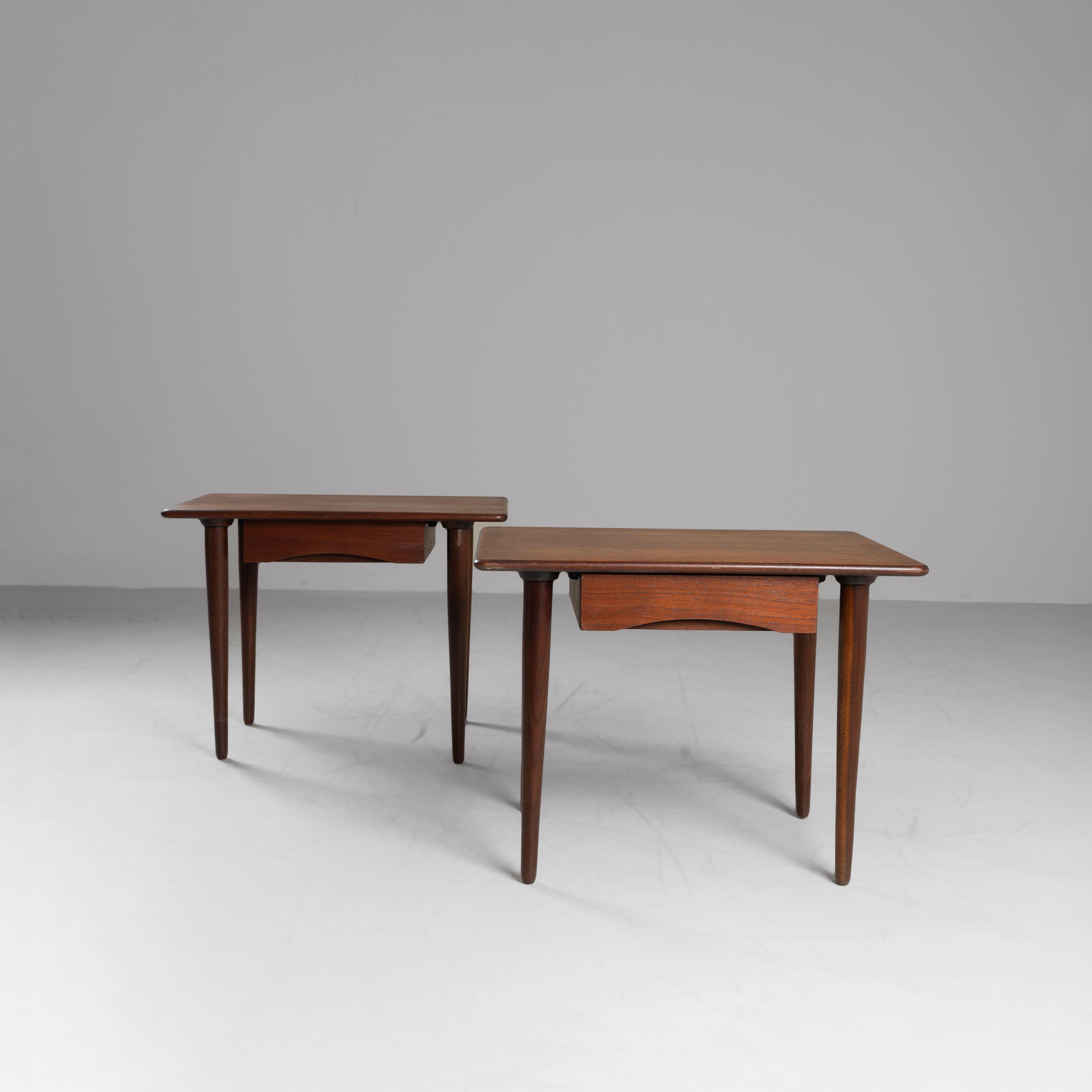 Mid-Century Modern Pair of Night Stands  in wood, 1960 For Sale