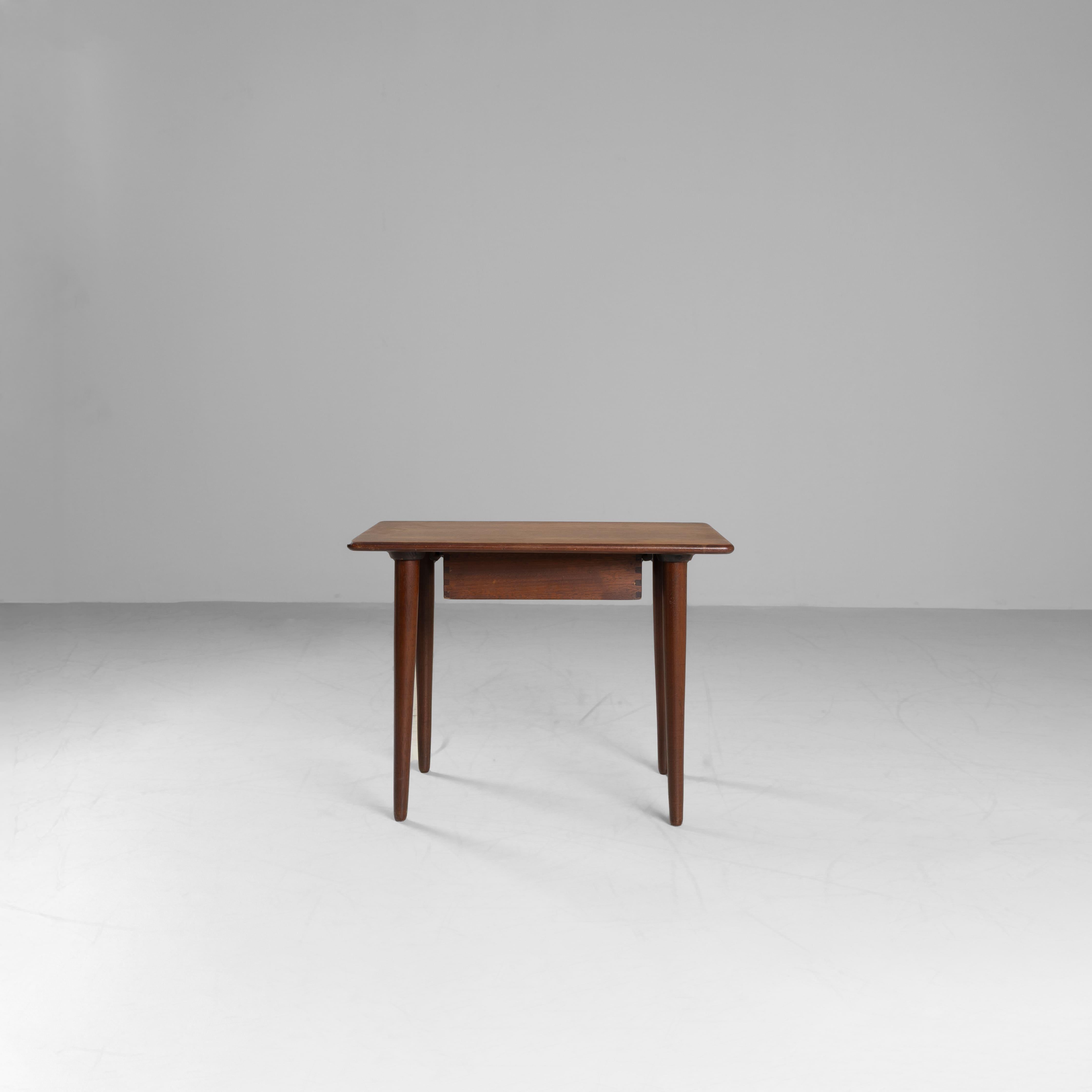 Pair of Night Stands  in wood, 1960 For Sale 1
