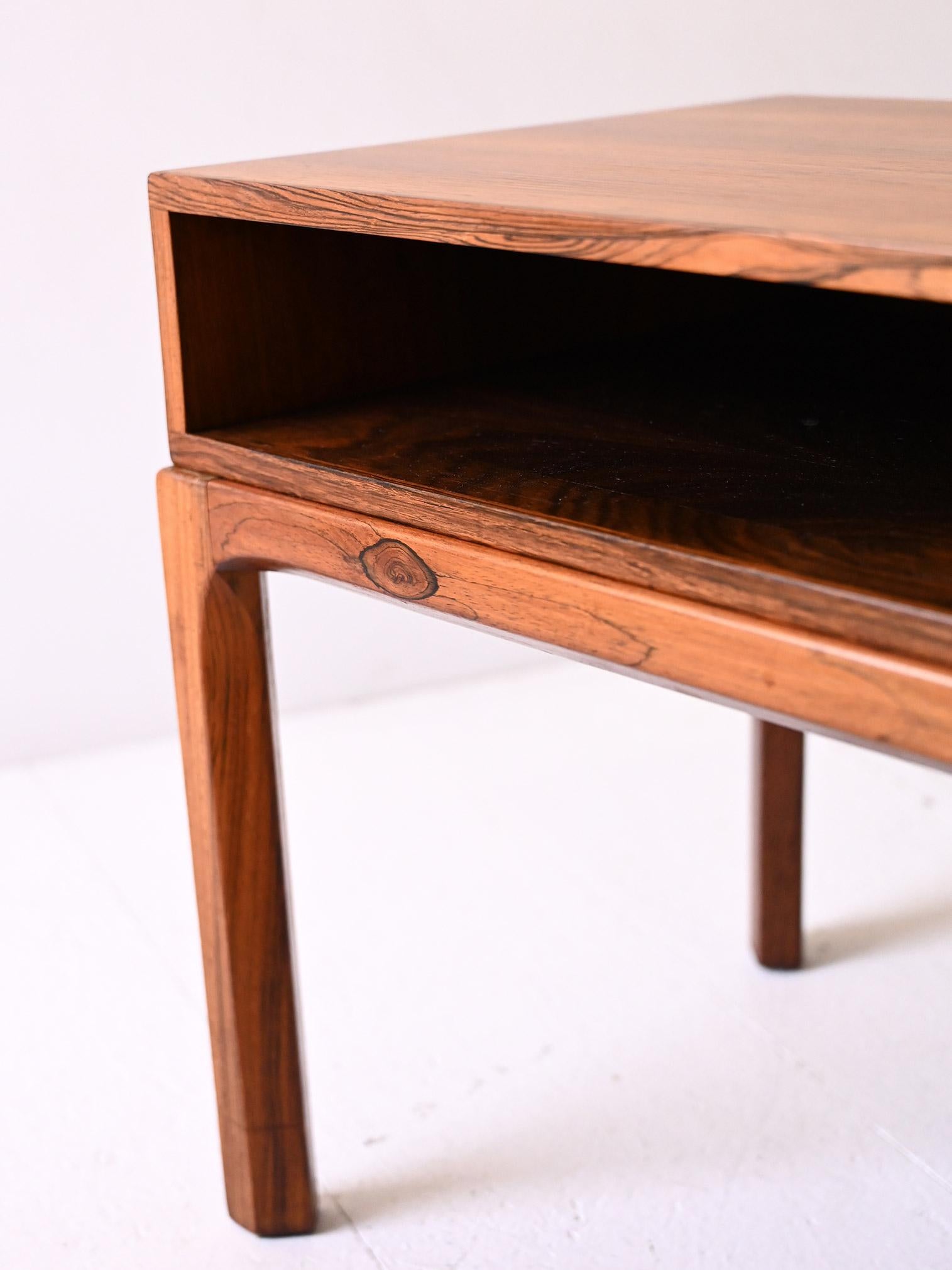Paire de tables de chevet en bois de rose par Kai Kristiansen en vente 2