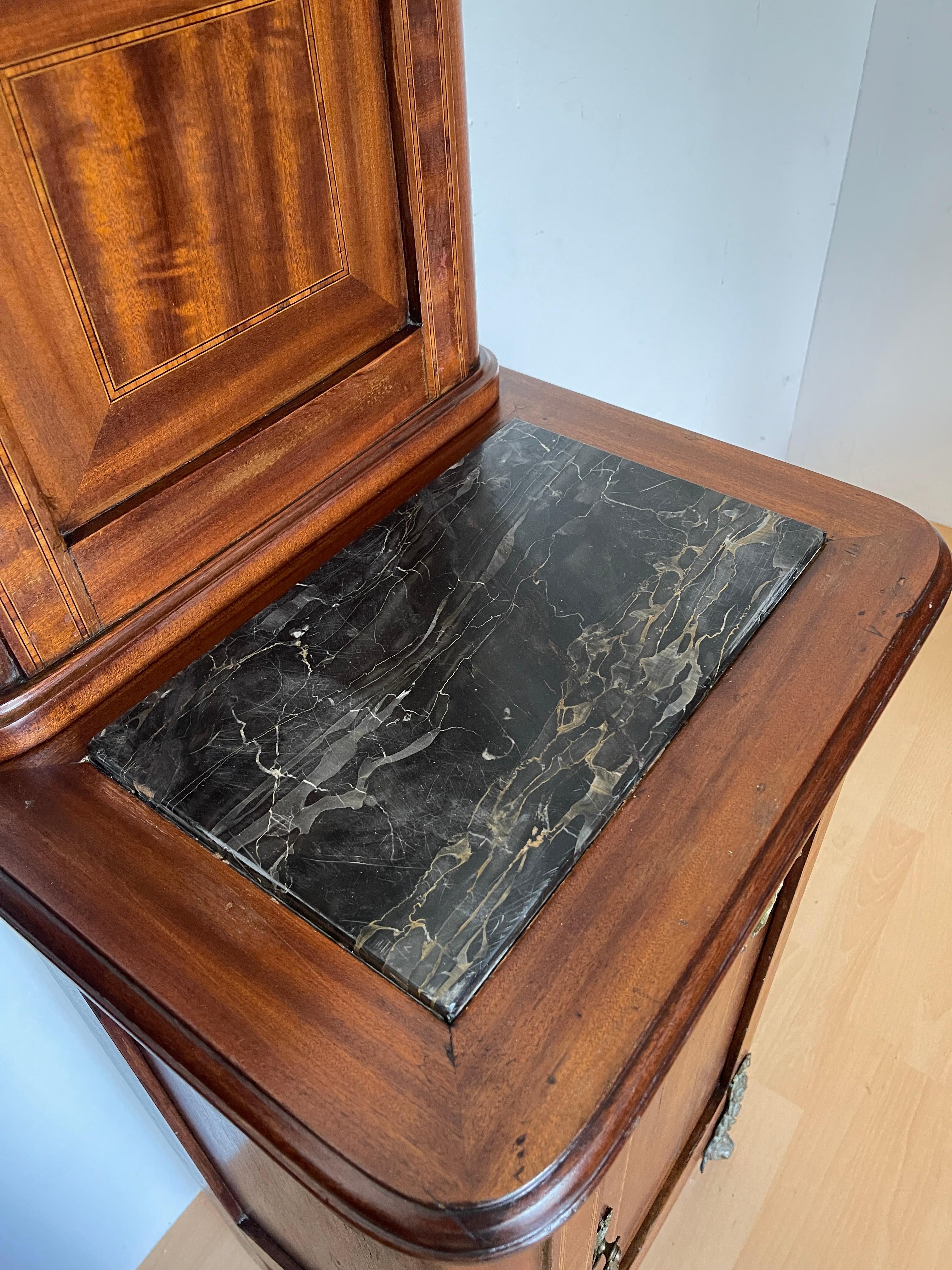 20th Century Paire de tables de chevet de style Empire italien, années 1950 en vente