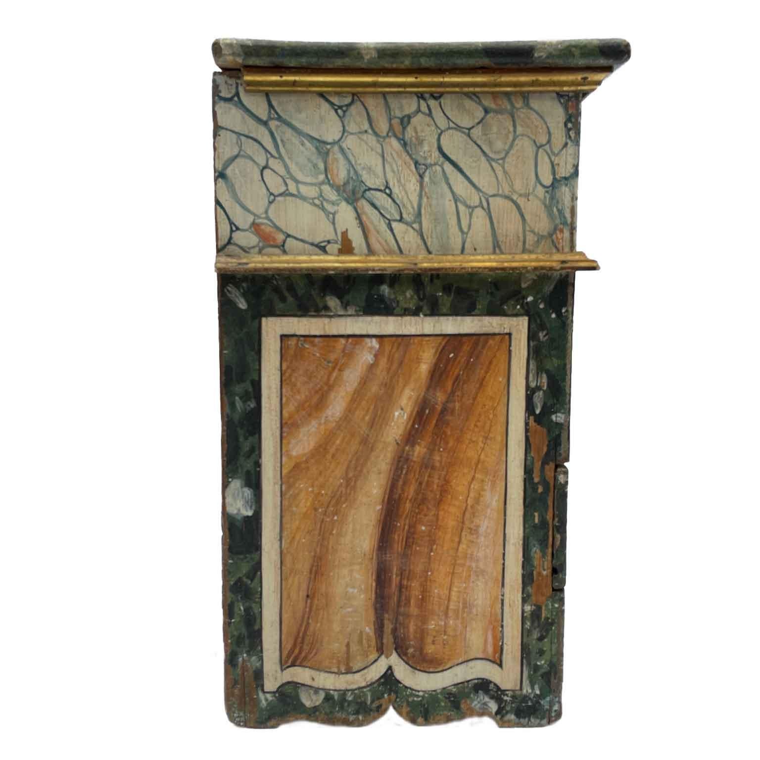 20th Century Pair Of Italian Nightstands Lacquered in Green with Faux Marble Early 1900s For Sale