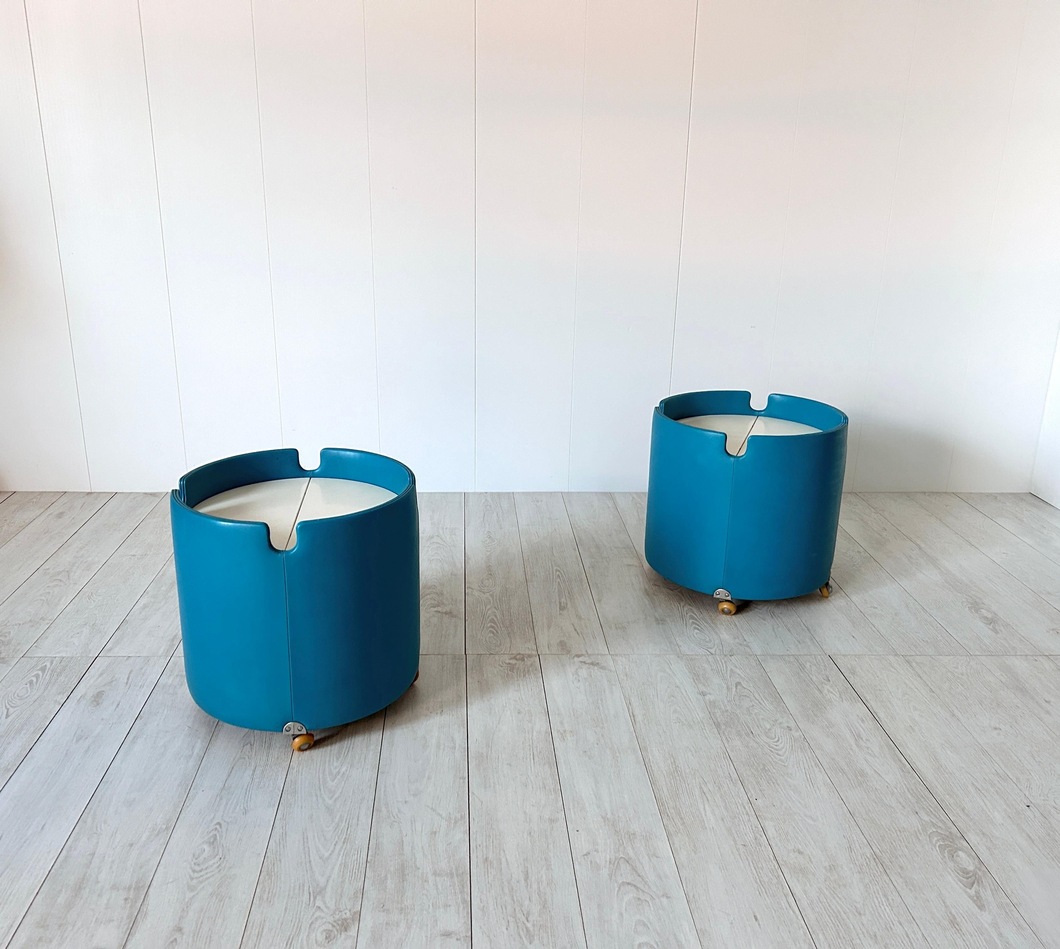 Pair of bedside tables mod. Lullaby, Luigi Massoni for Poltrona Frau For Sale