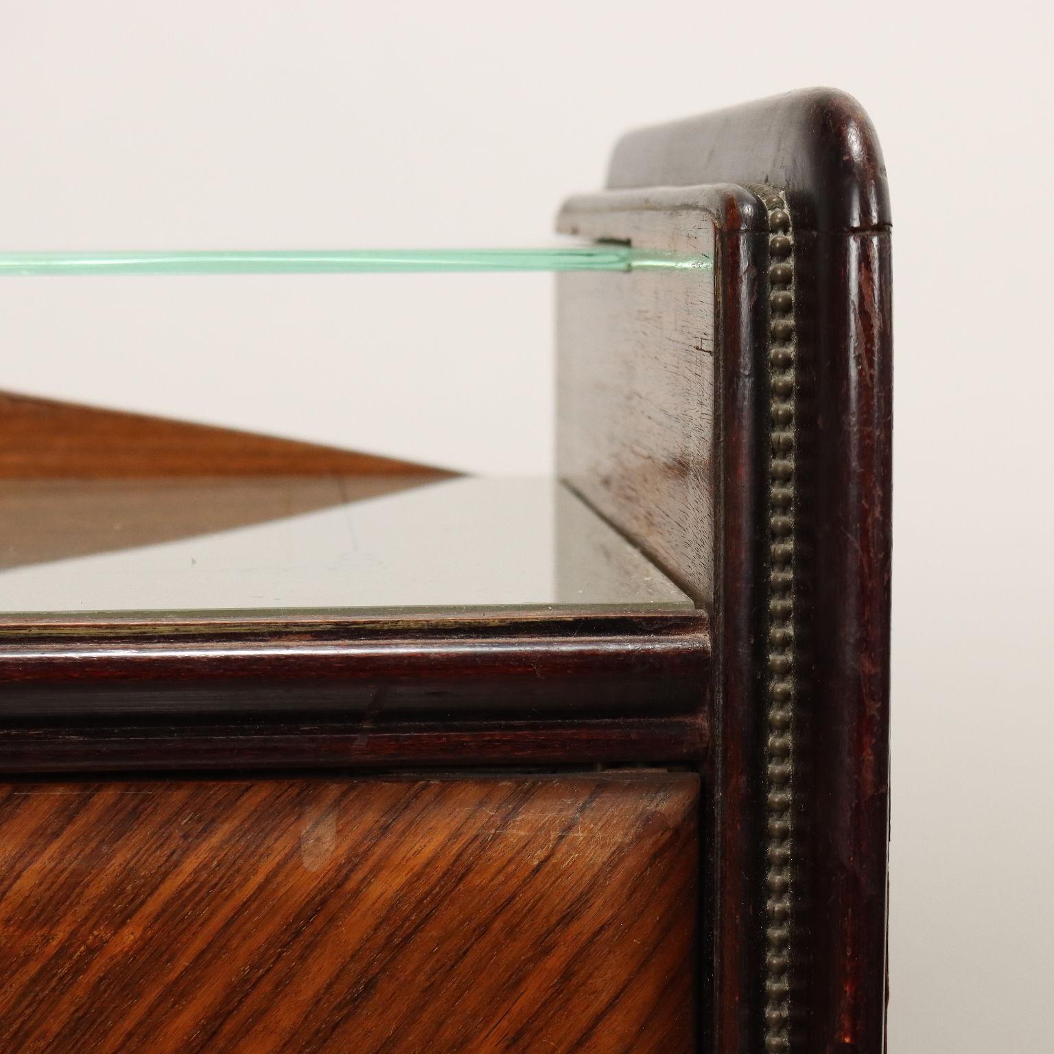 Paire de tables de chevet vintage, années 1950-60 Bon état - En vente à Milano, IT