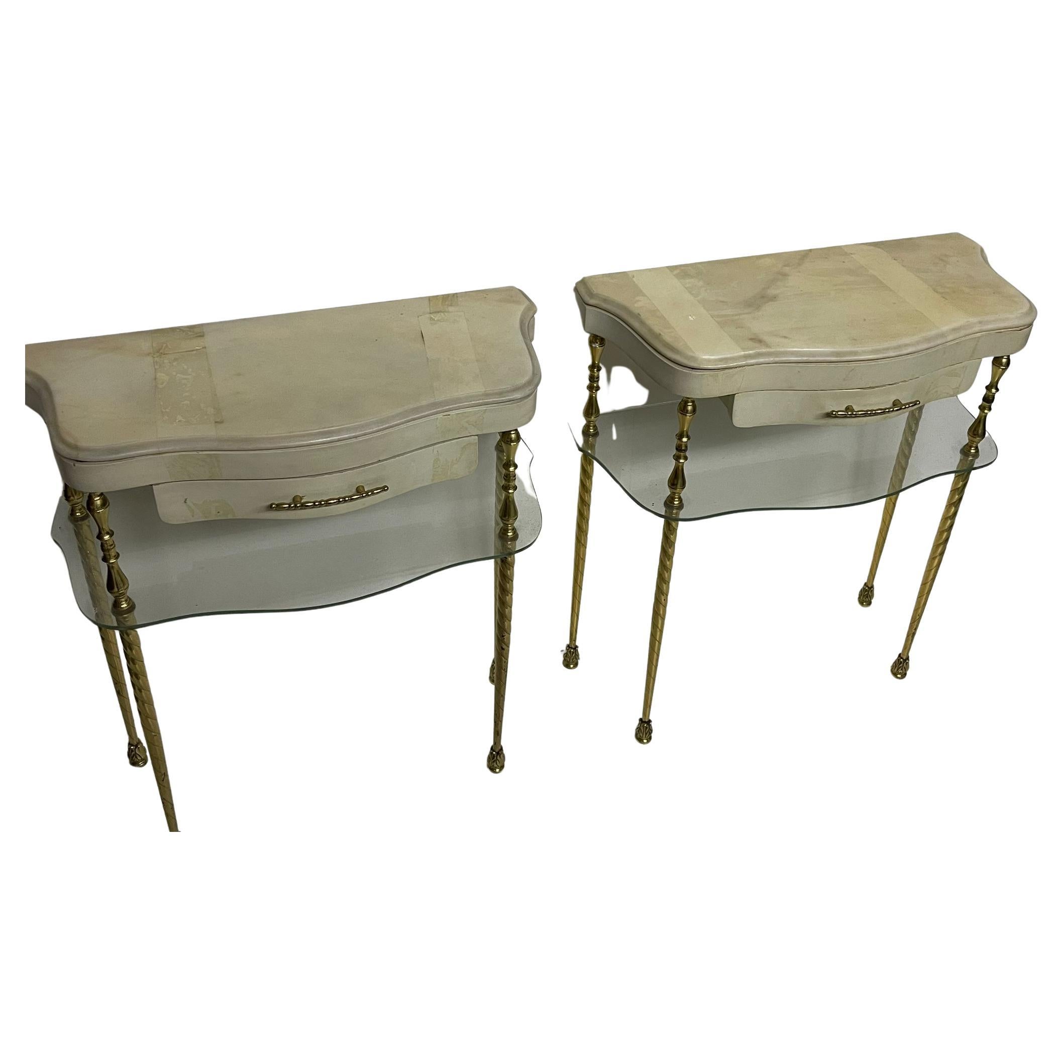 Pair of vintage d'eco style nightstands. Mice Design Cantù 